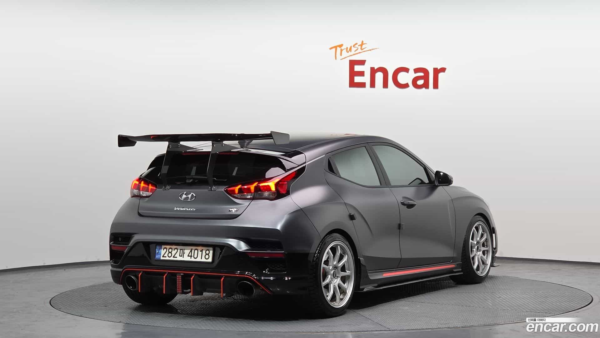 Veloster Hyundai 2022.6-OUTER-002