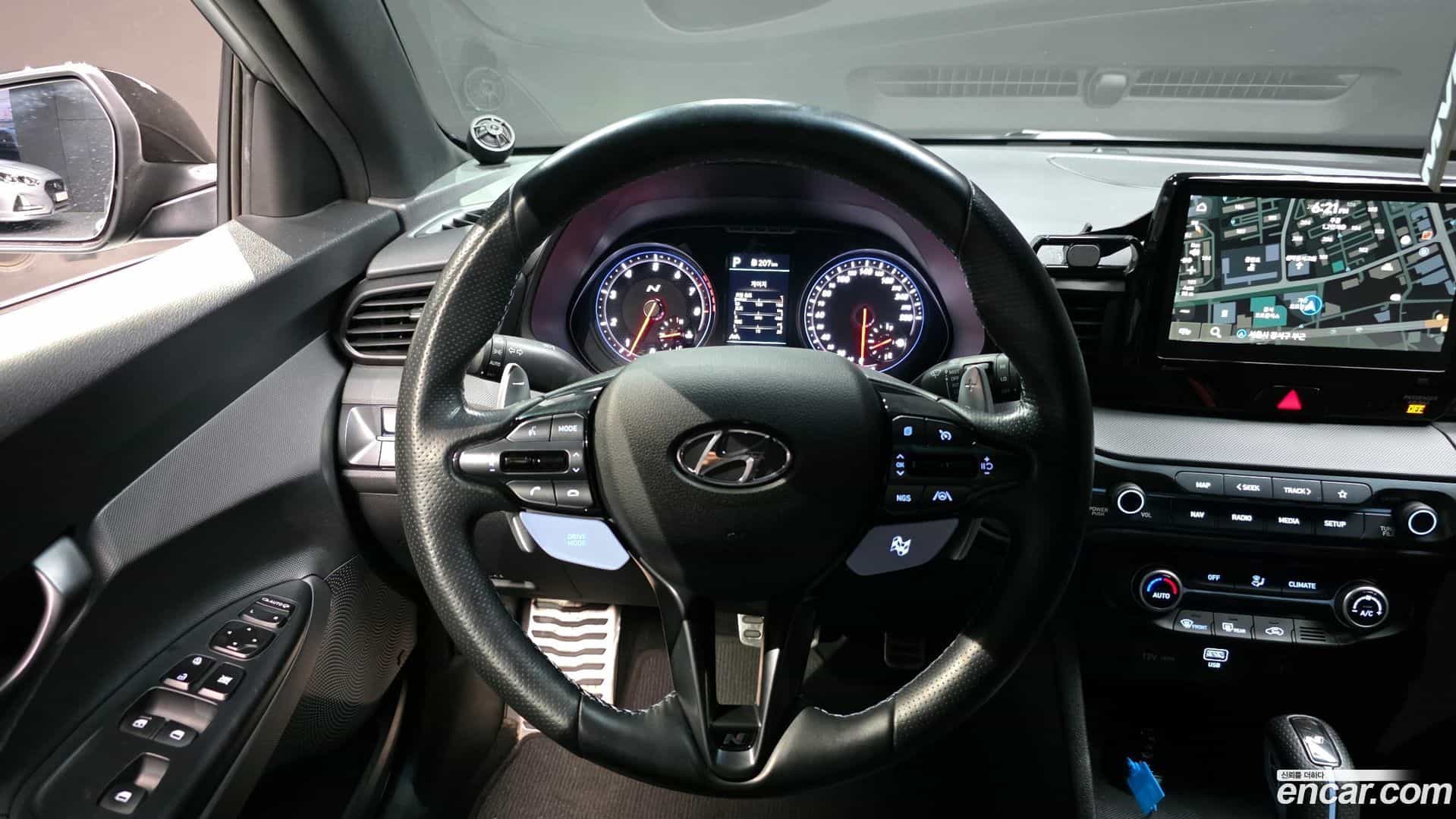 Veloster Hyundai 2022.6-OPTION-017