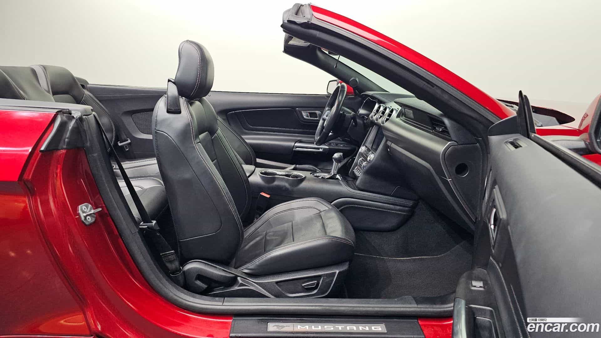 Mustang Ford 2022.5-OPTION-015