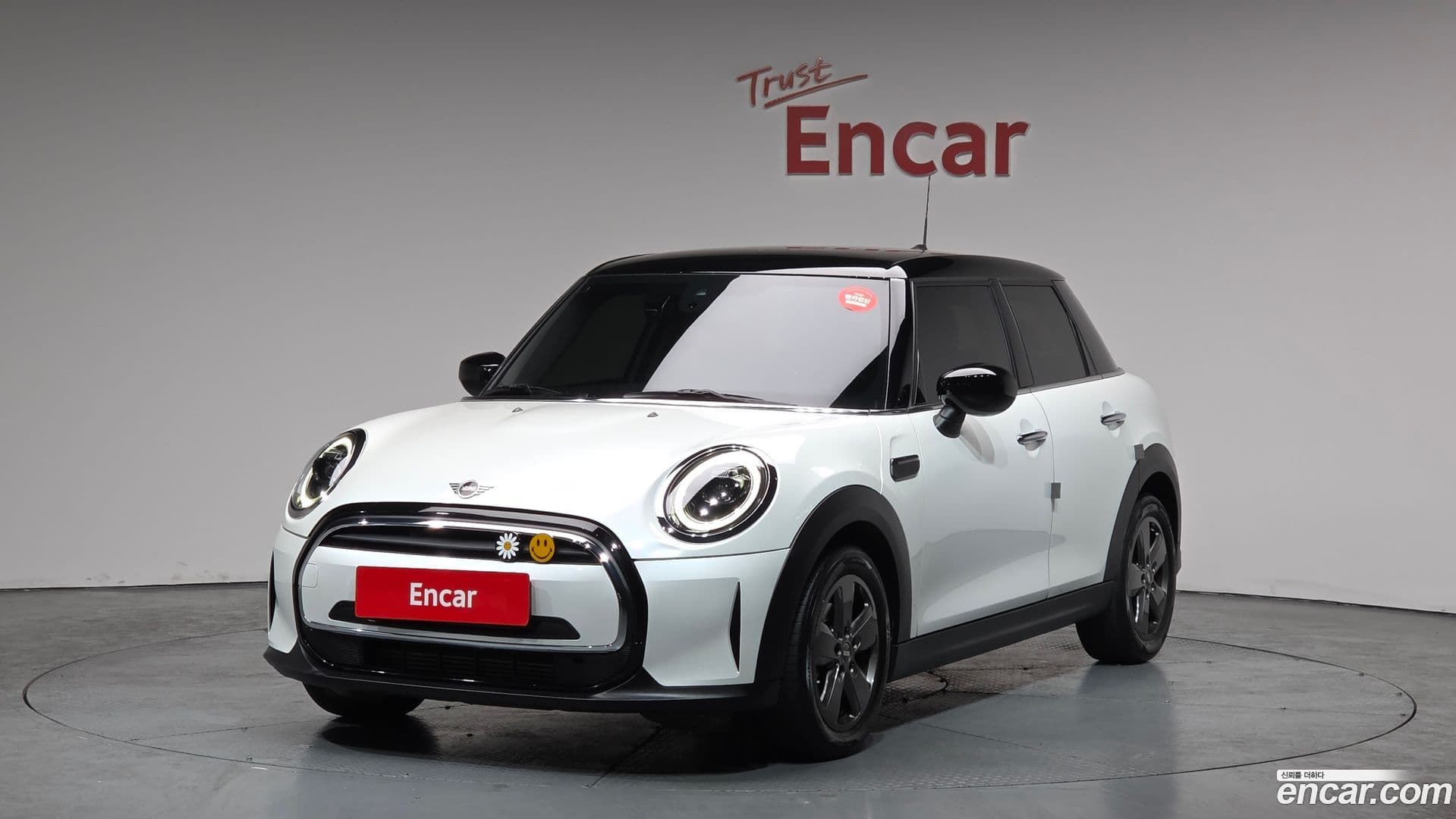 Main__Slider__Photo:Cooper Mini 2023.3-0