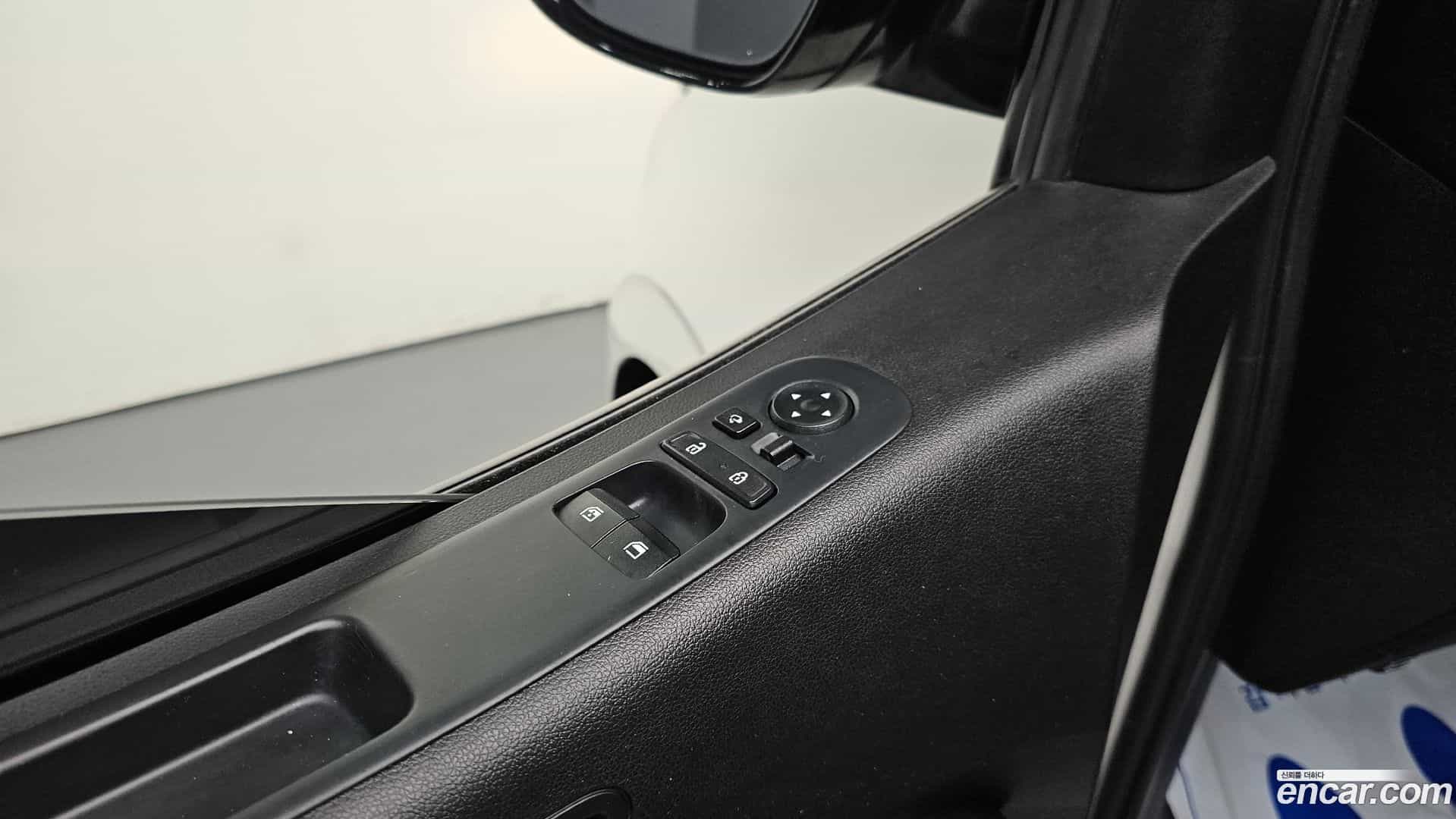 Staria Hyundai 2021.7-OPTION-017