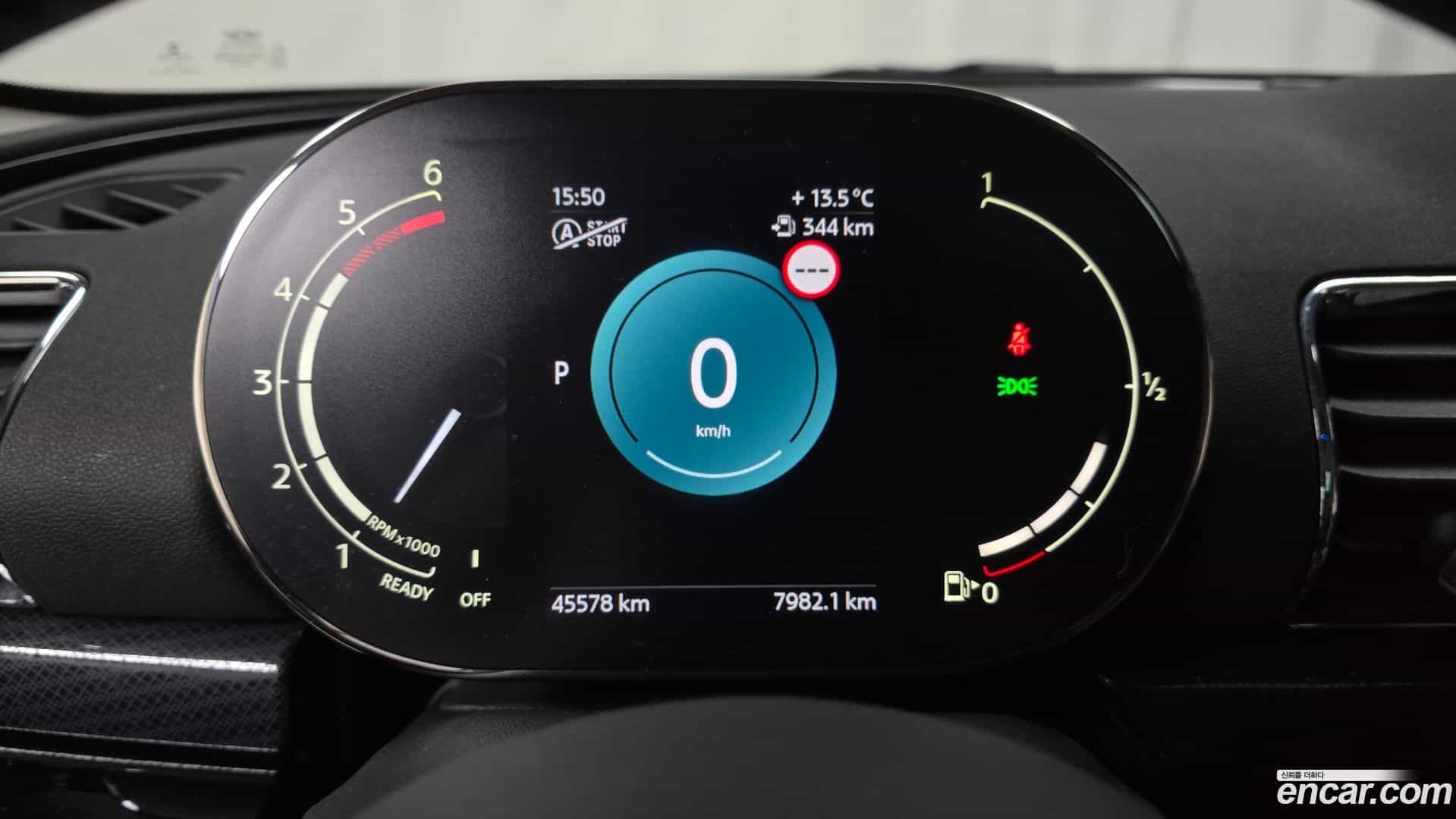 Clubman Mini 2021.10-INNER-008