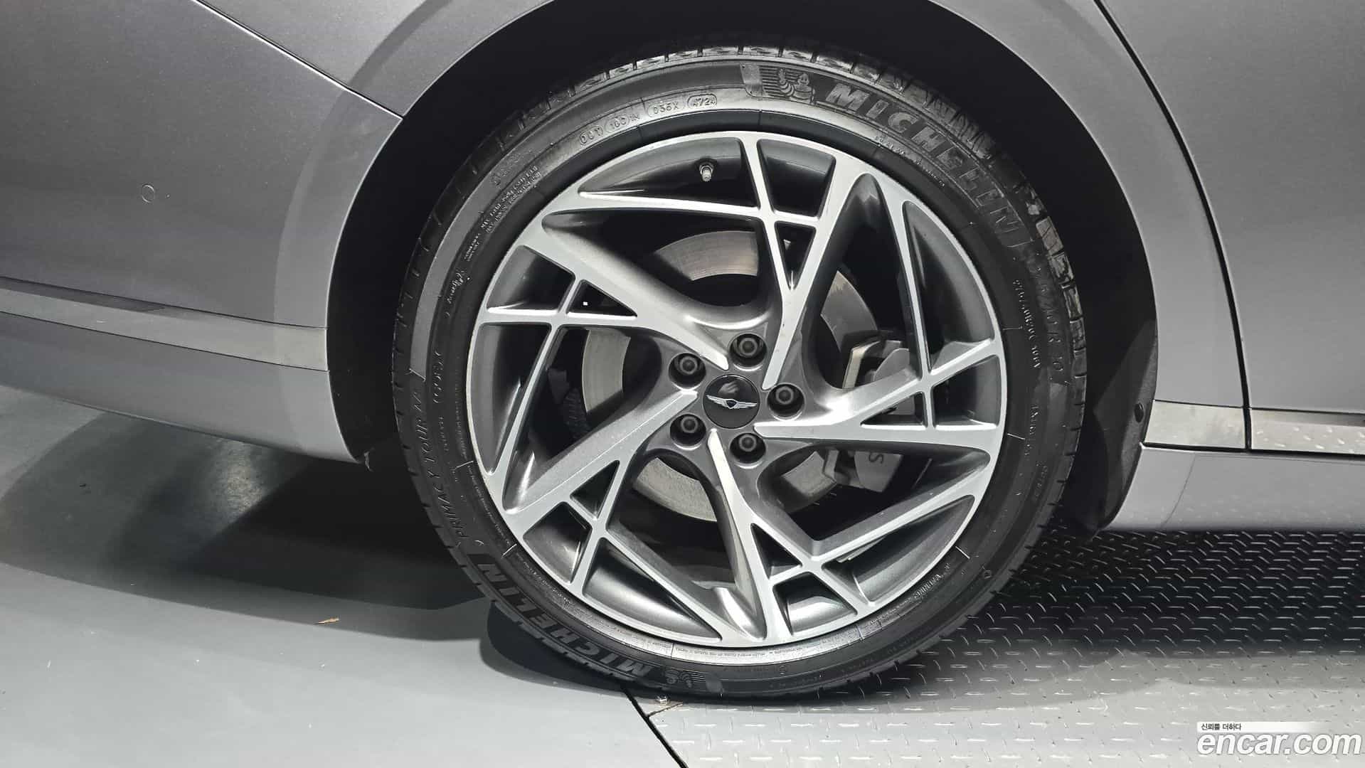 G90 Genesis 2022.3-OUTER-005
