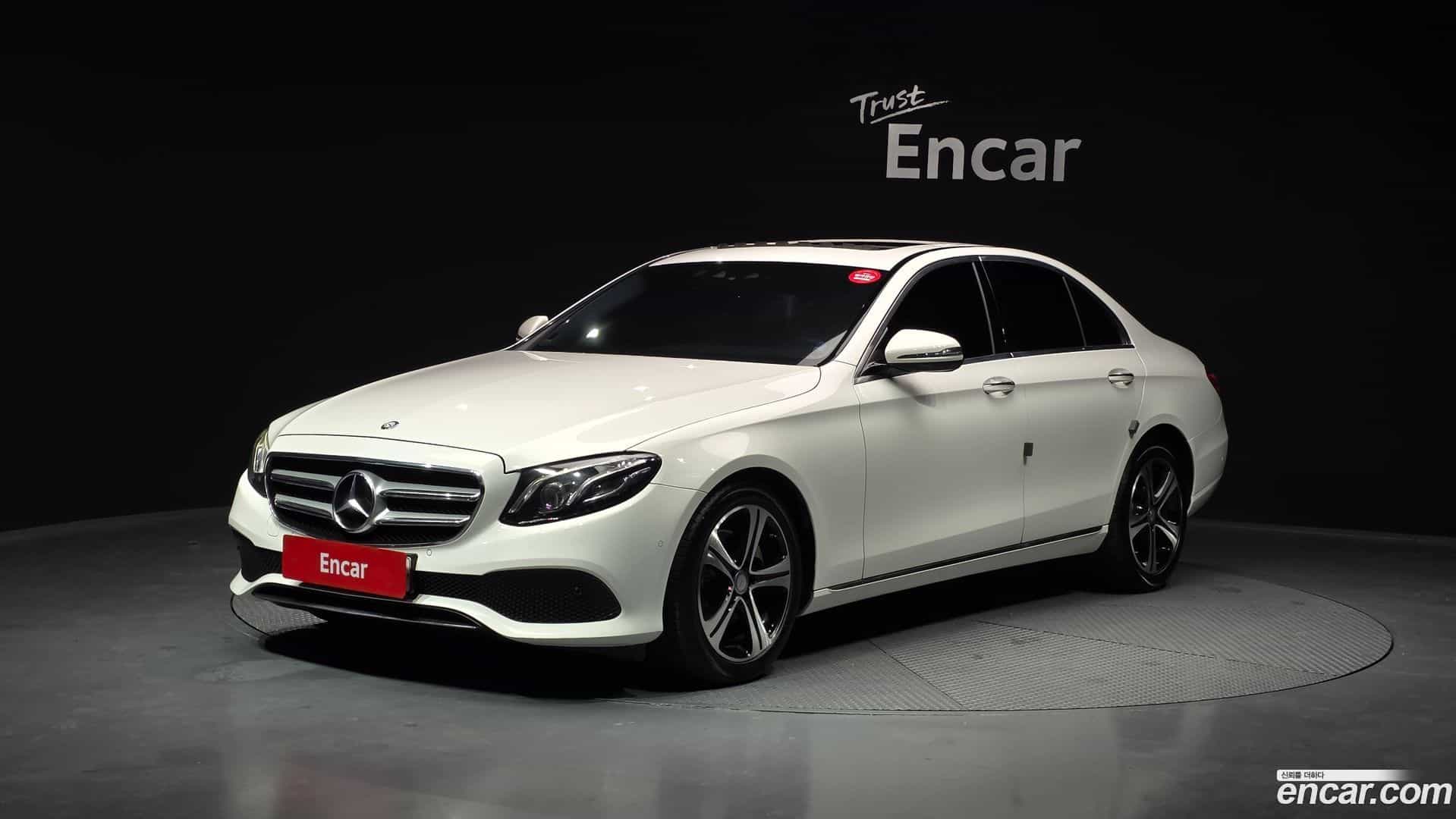 E-Class Mercedes-Benz 2017.3-OUTER-001