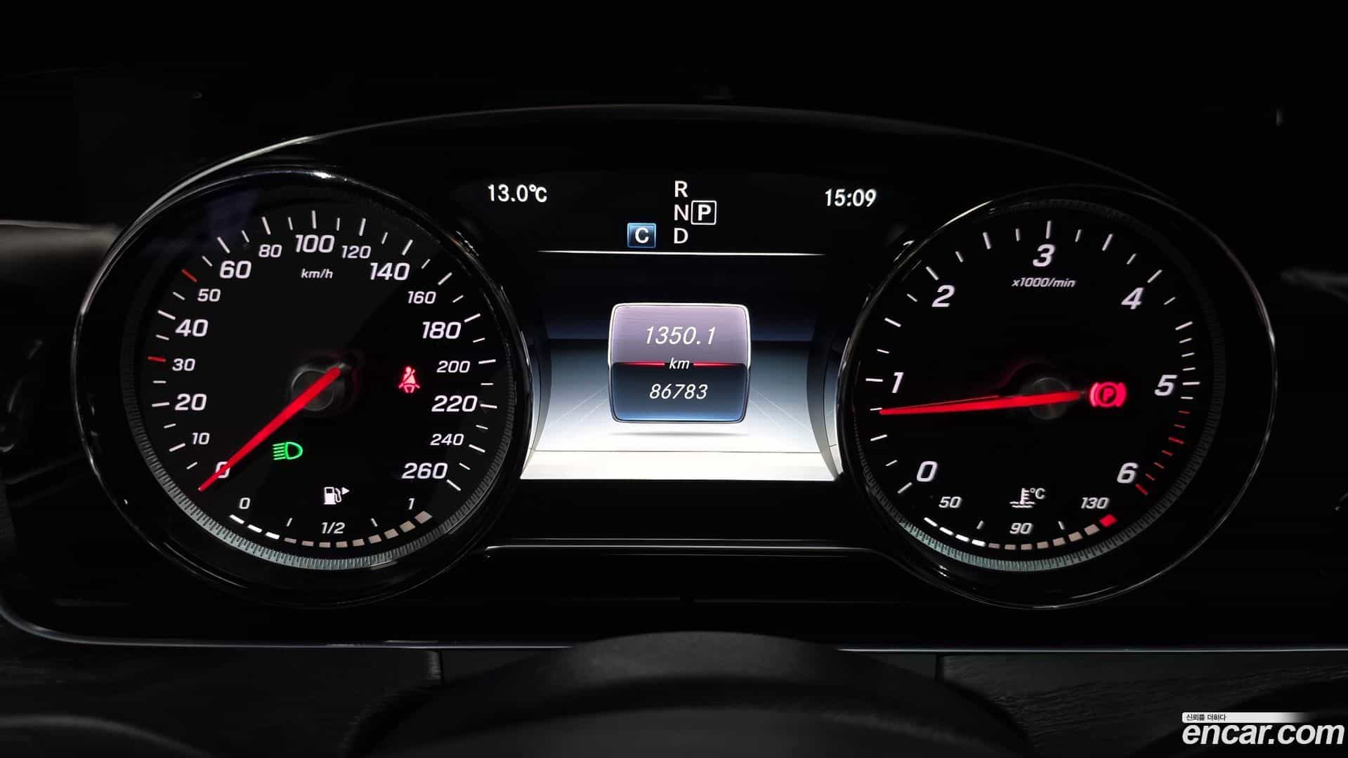 E-Class Mercedes-Benz 2017.3-INNER-008