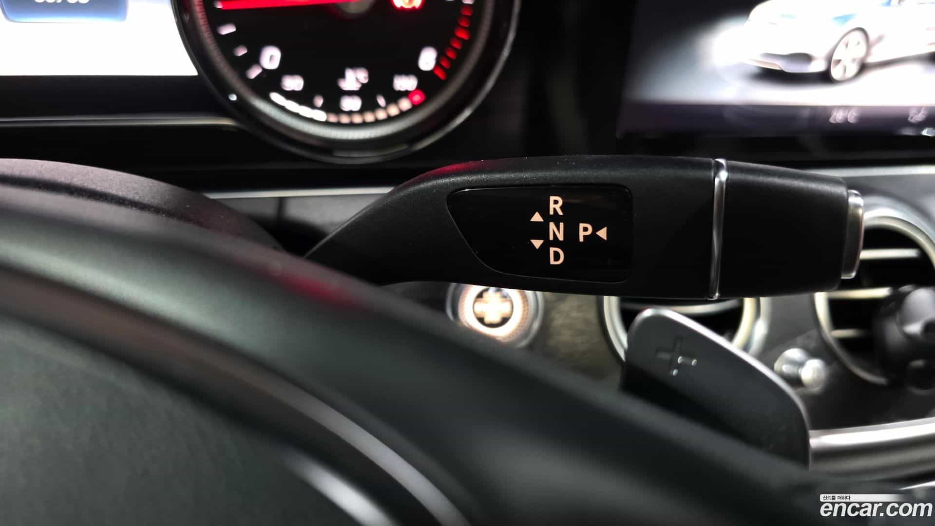 E-Class Mercedes-Benz 2017.3-INNER-009