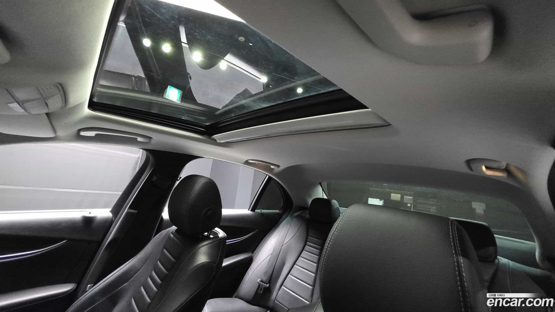 E-Class Mercedes-Benz 2017.3-OPTION-021