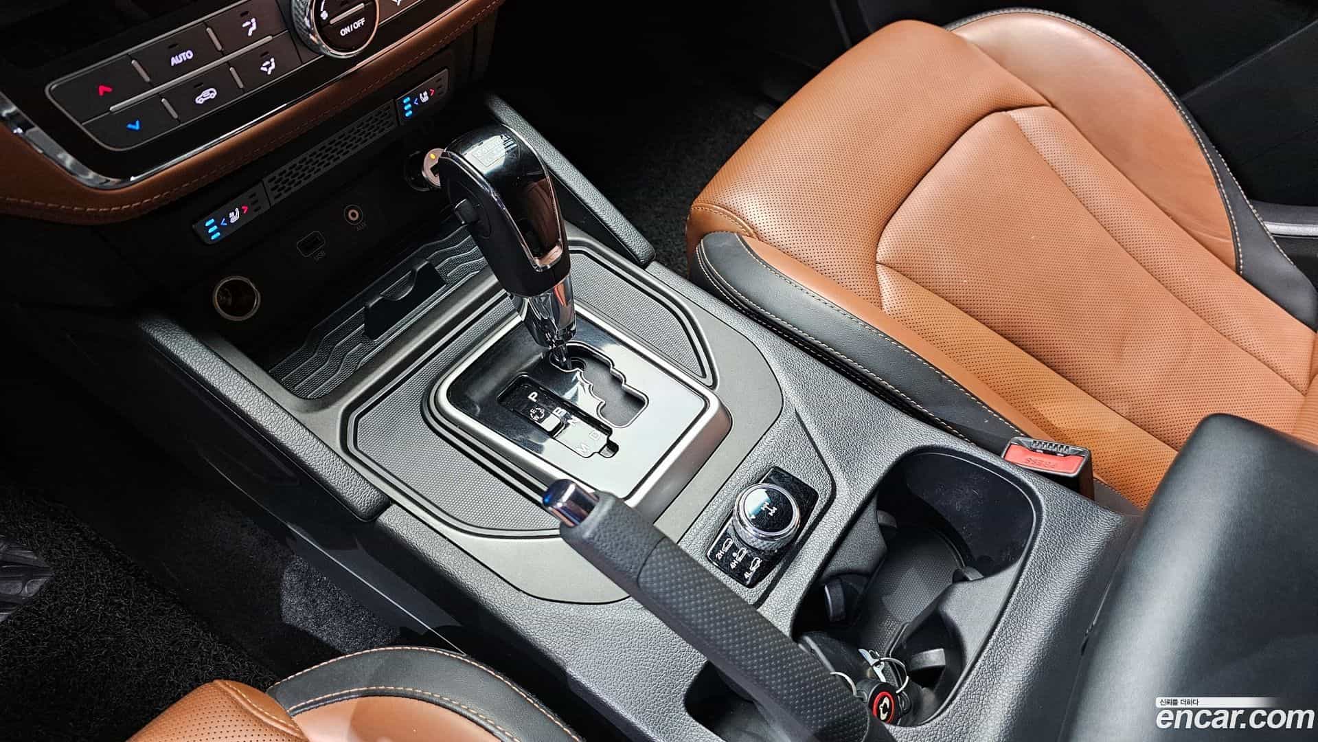 Rexton KG Mobility 2018.7-INNER-009