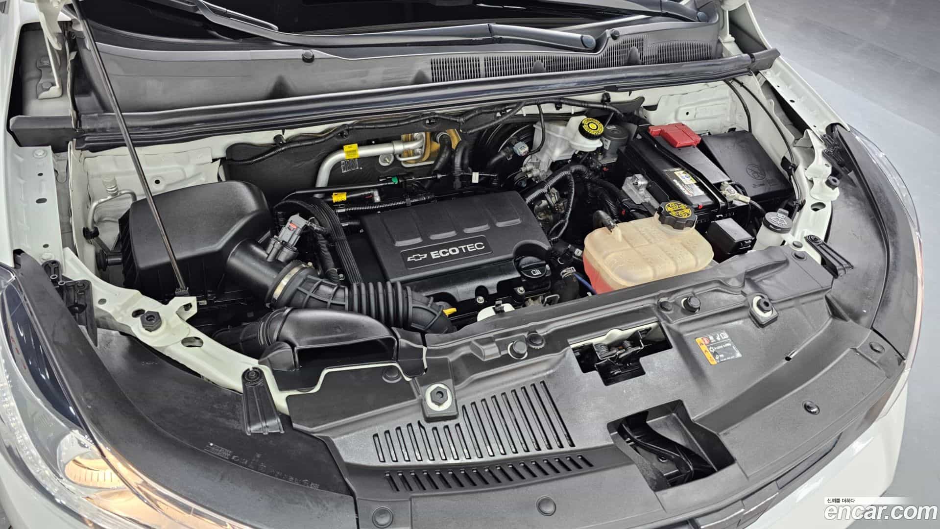 Trax Chevrolet 2019.10-INNER-006
