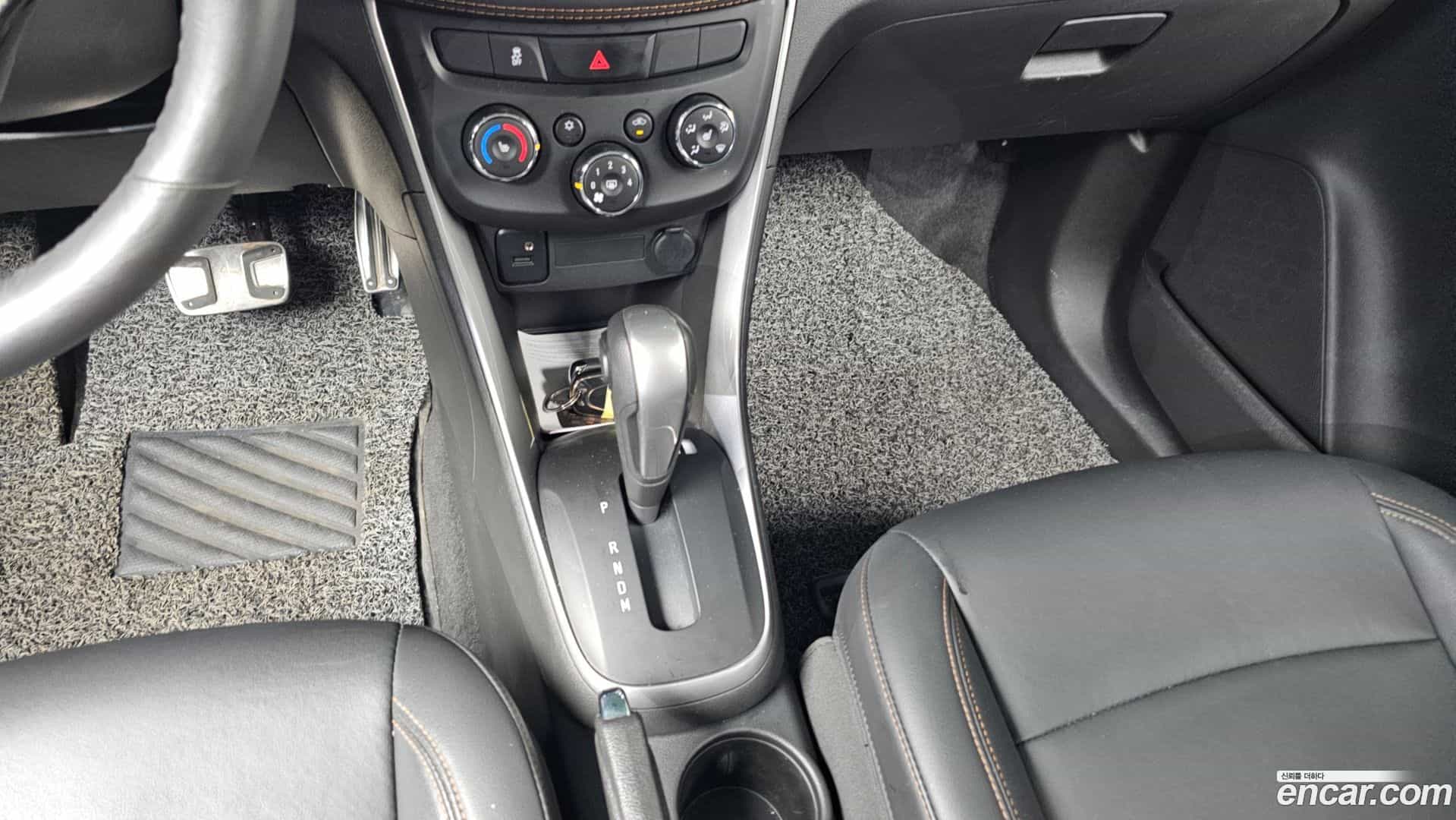 Trax Chevrolet 2019.10-INNER-009