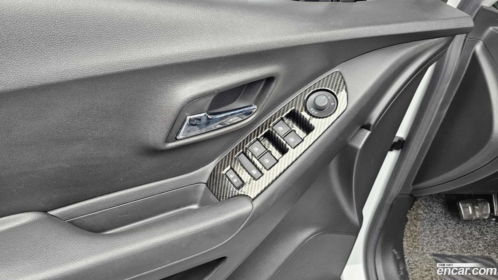 Trax Chevrolet 2019.10-OPTION-022