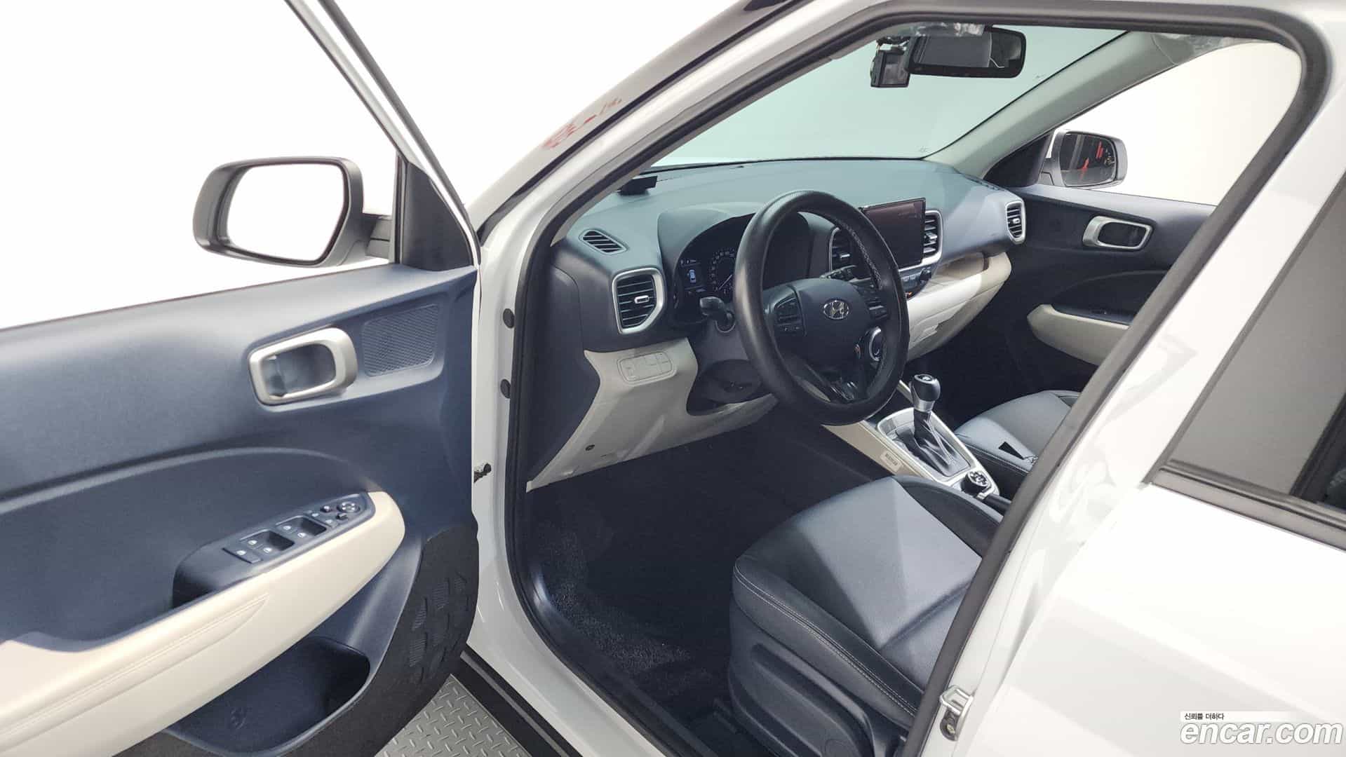 Venue Hyundai 2022.2-INNER-010