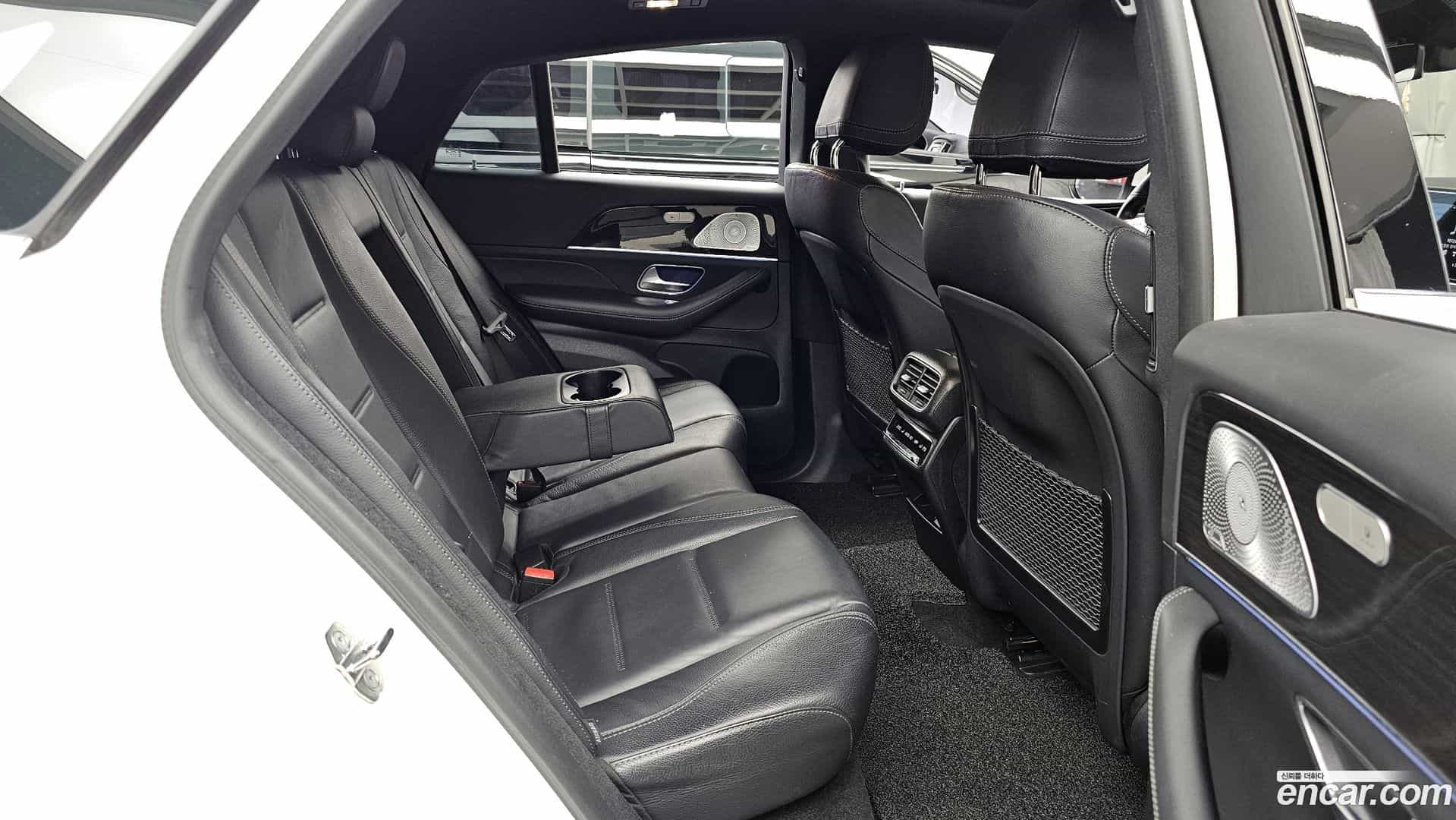 GLE-Class Mercedes-Benz 2021.1-OPTION-016