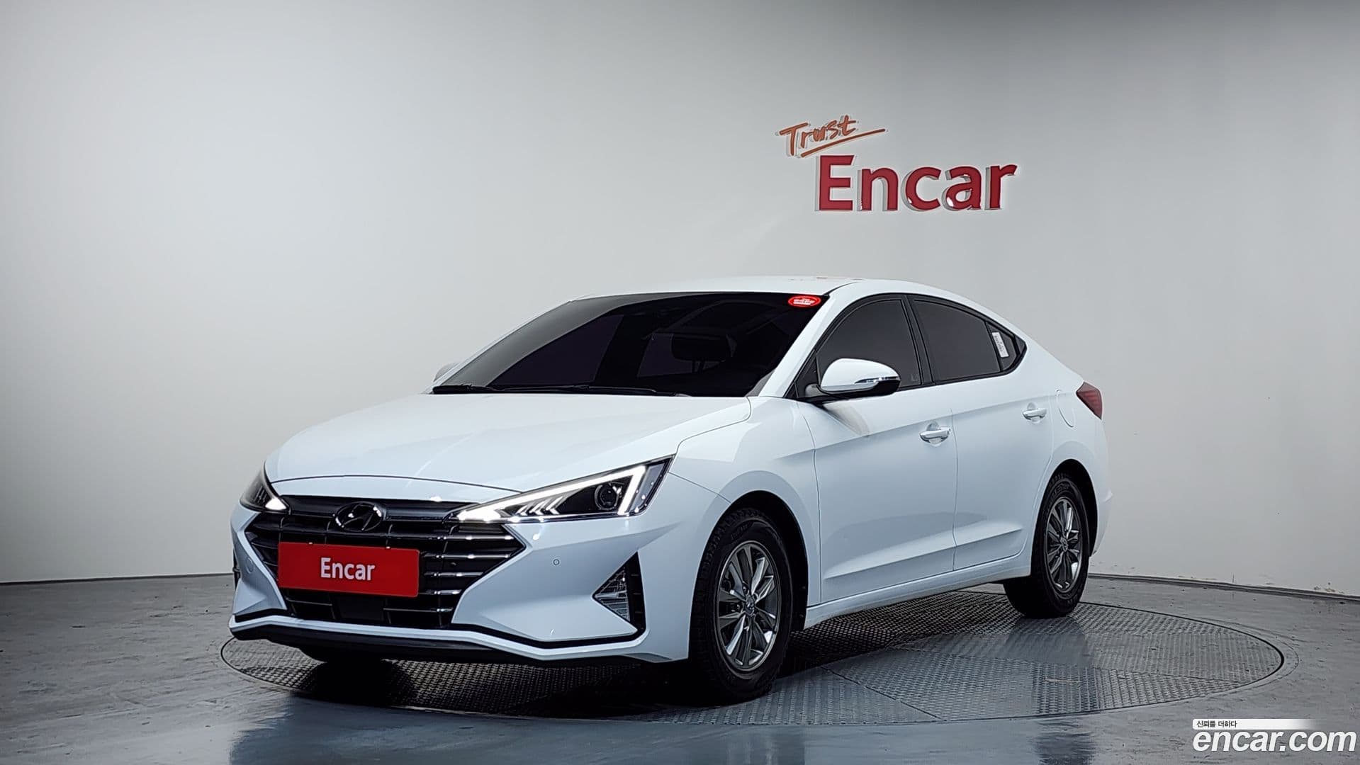 Main__Slider__Photo:AVANTE Hyundai 2019.11-0