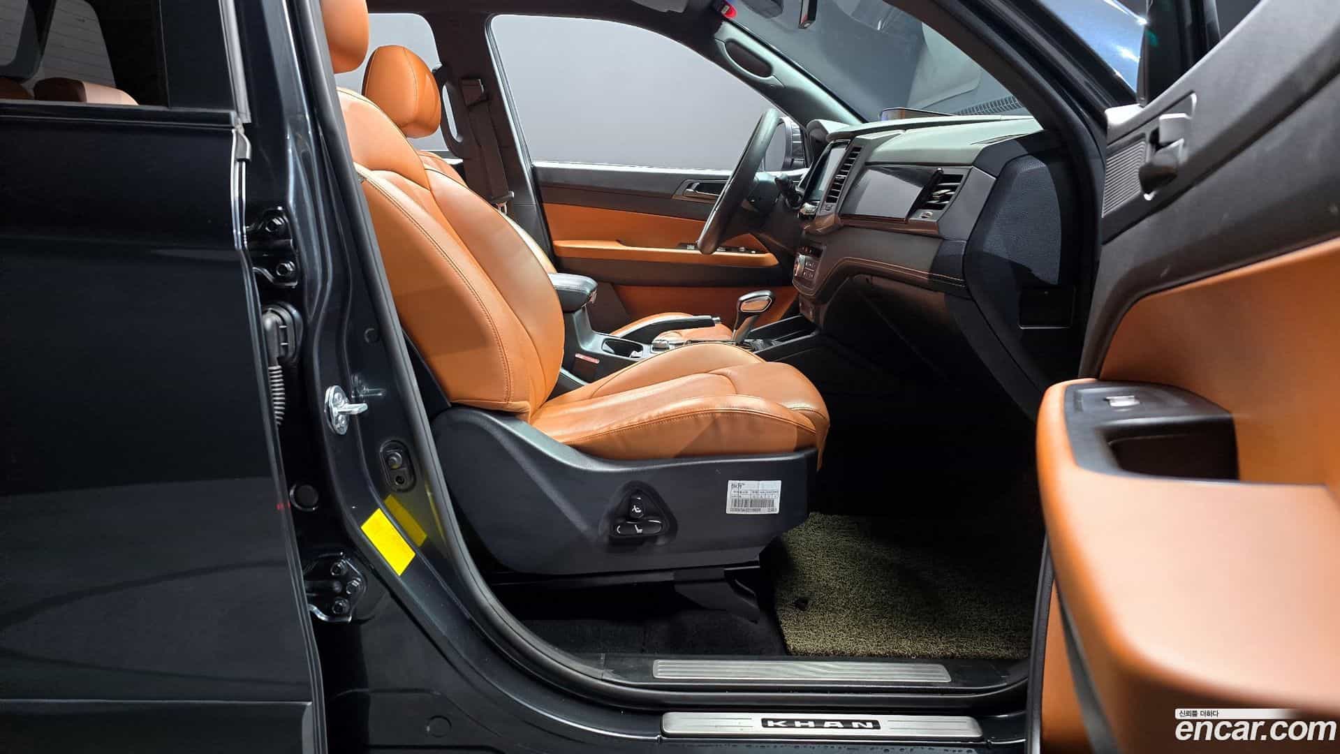 Rexton KG Mobility 2022.2-INNER-010