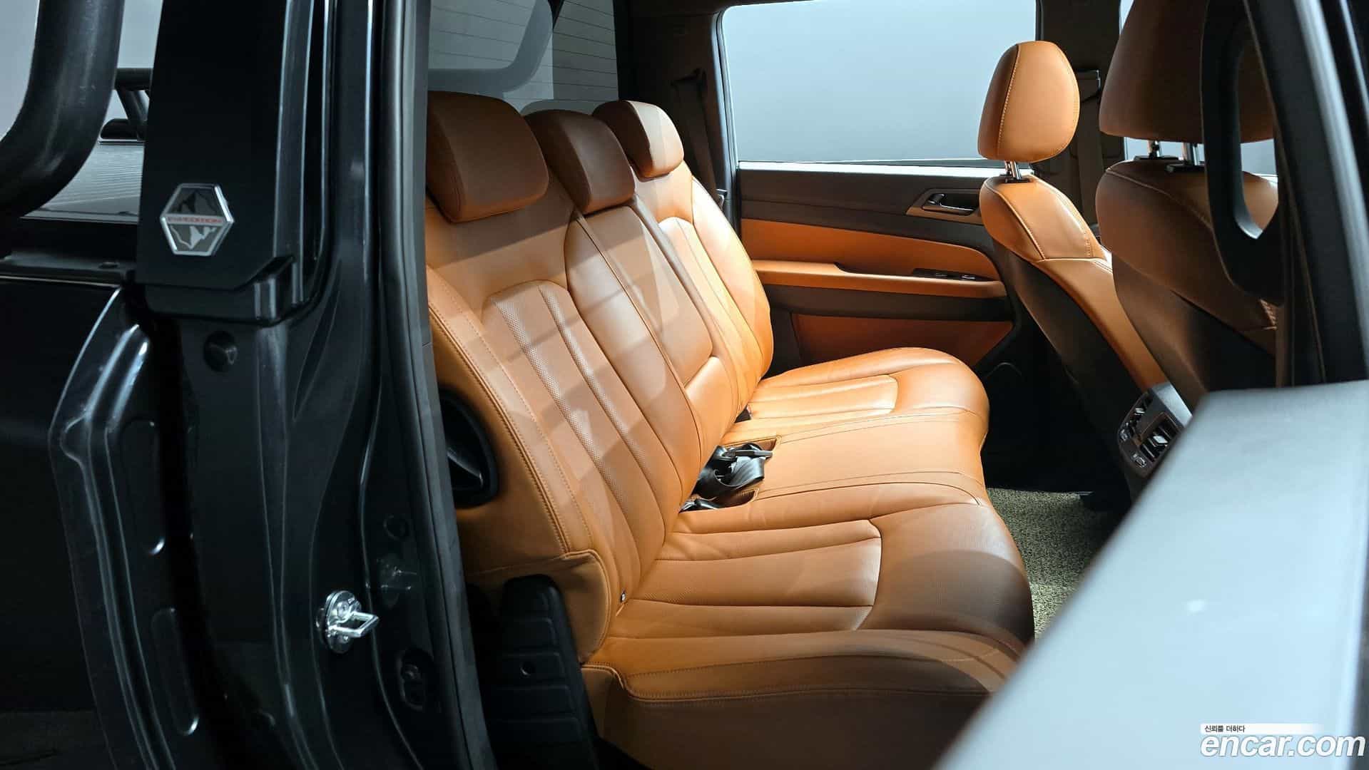 Rexton KG Mobility 2022.2-OPTION-016