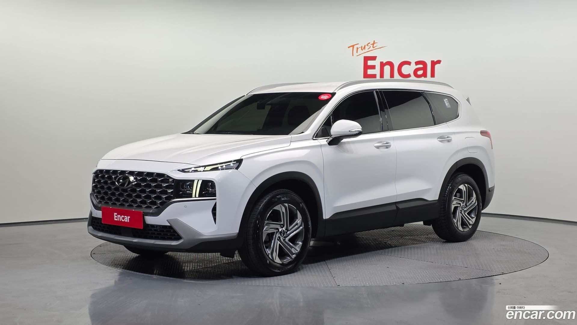 Main__Slider__Photo:Santafe Hyundai 2023.1-0