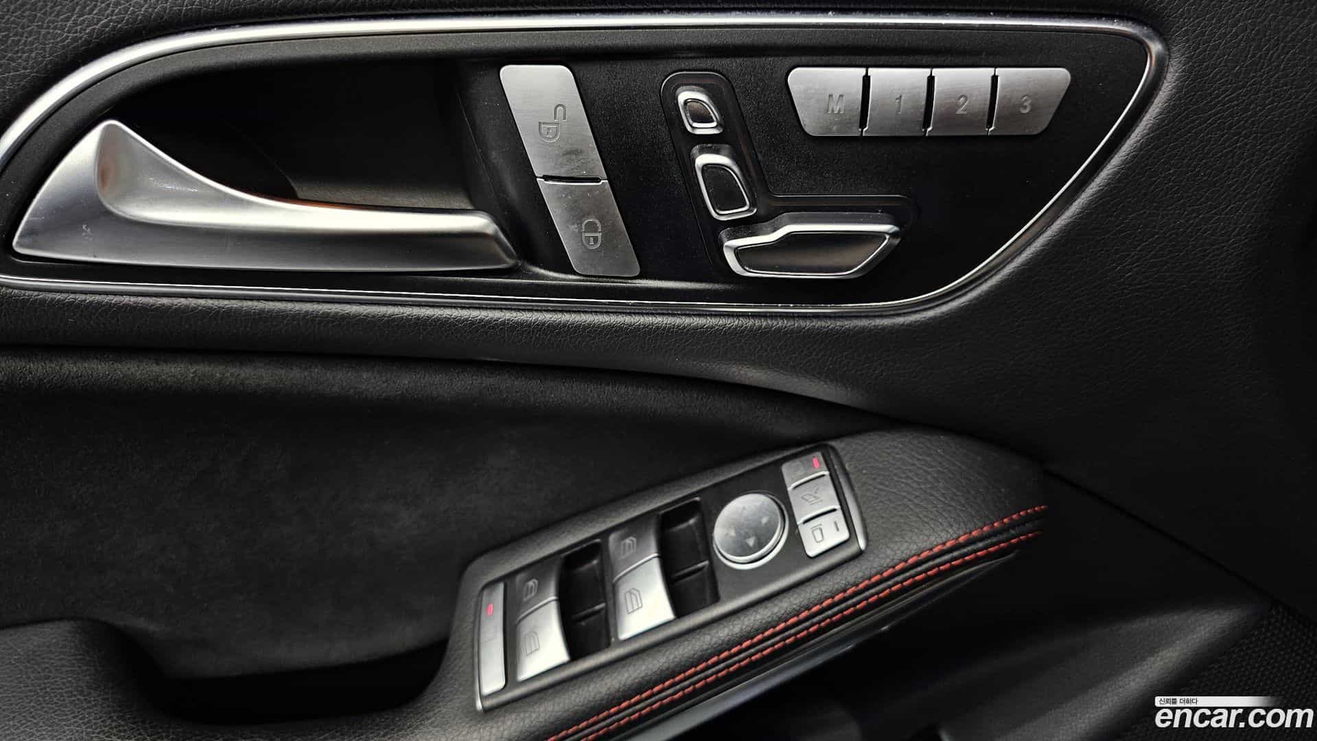CLA-Class Mercedes-Benz 2018.4-OPTION-020