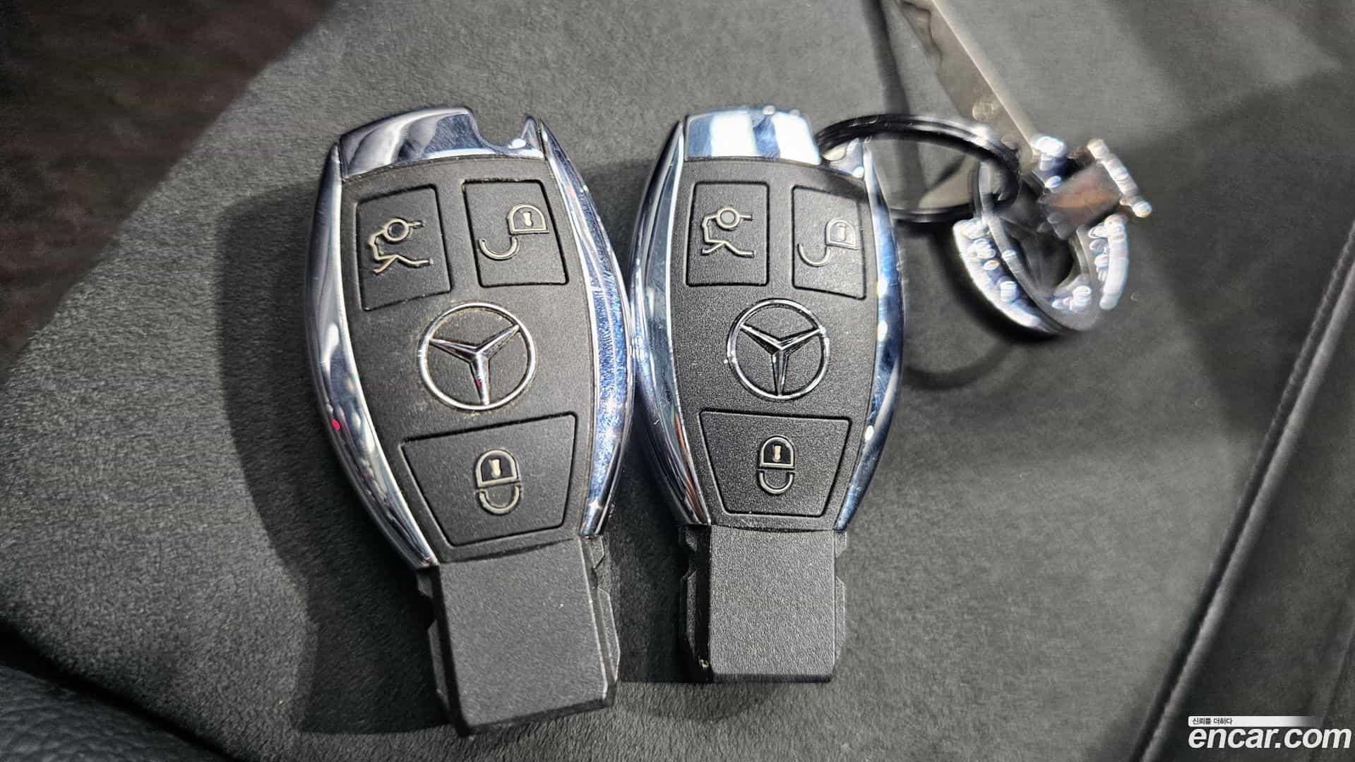 CLA-Class Mercedes-Benz 2018.4-OPTION-023