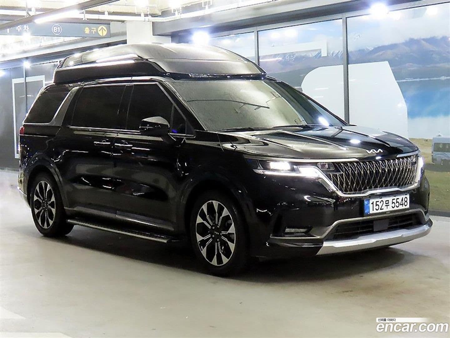 Main__Slider__Photo:Canival Kia 2023.11-0