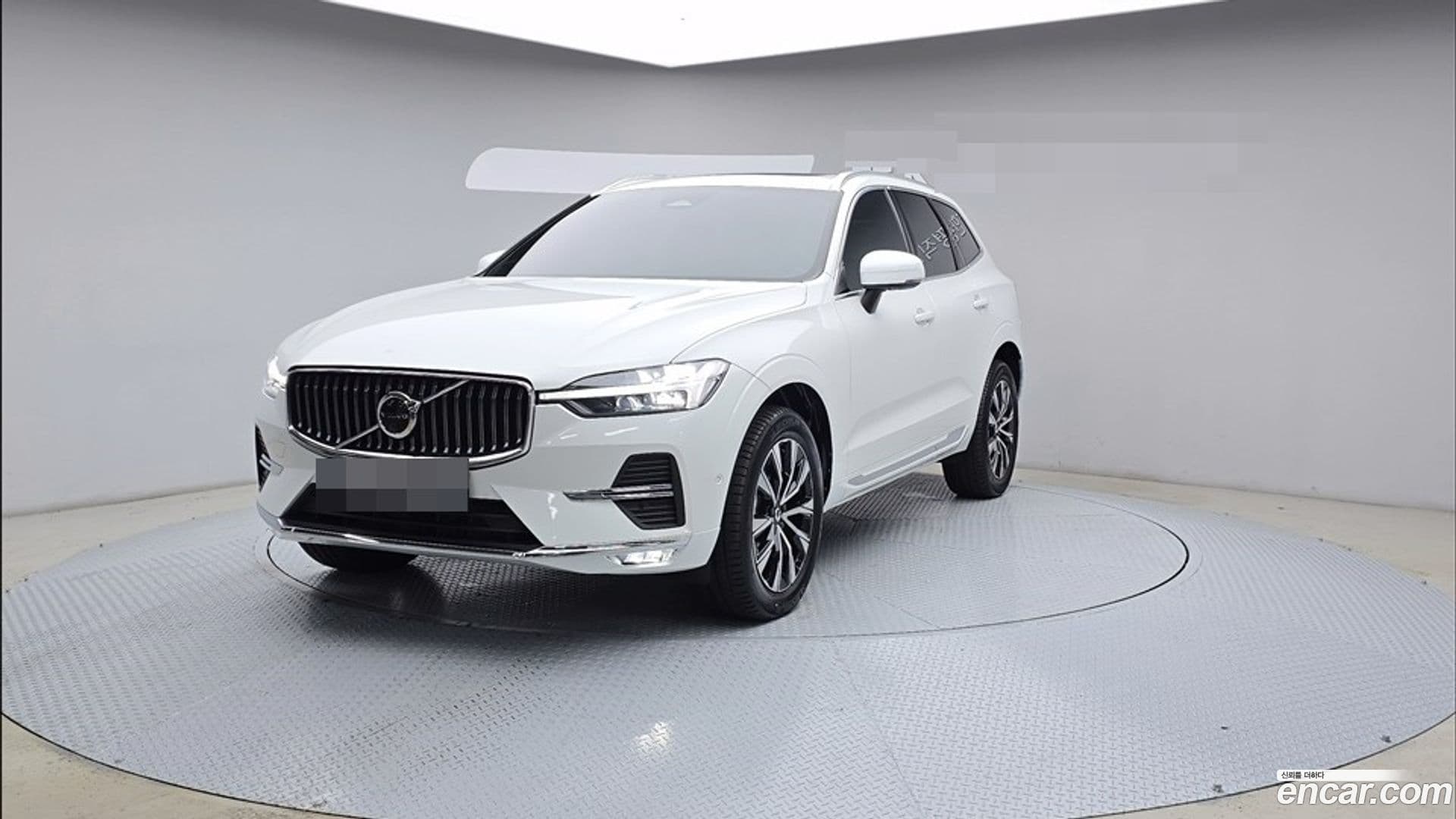 Main__Slider__Photo:XC60 Volvo 2023.3-0