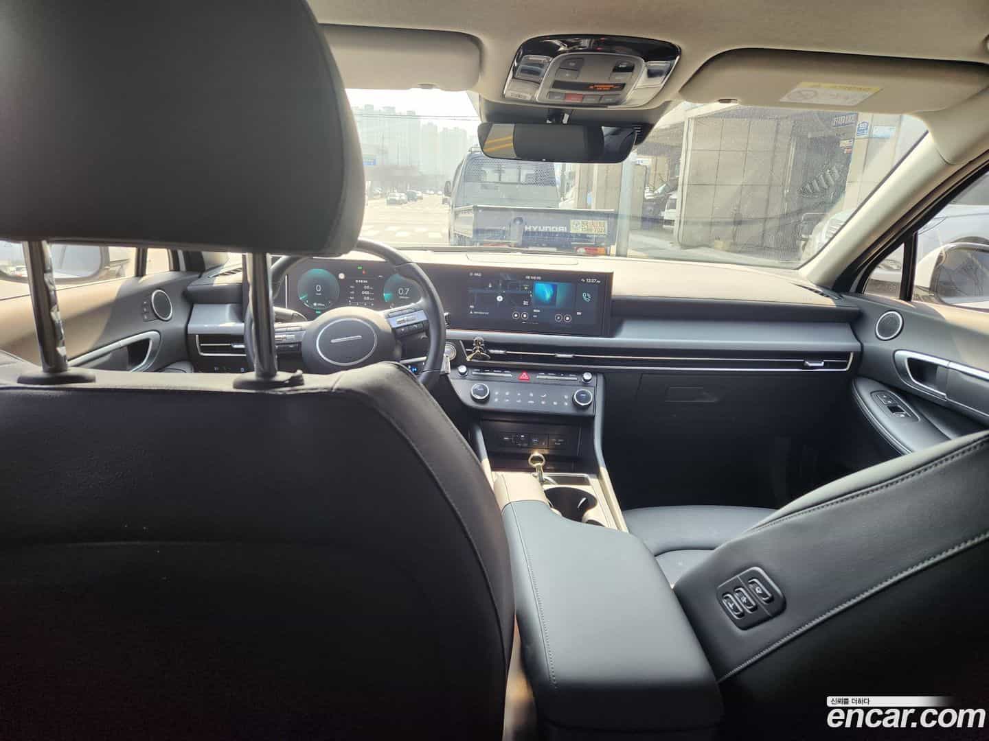 Sonata Hyundai 2025.2-OPTION-019
