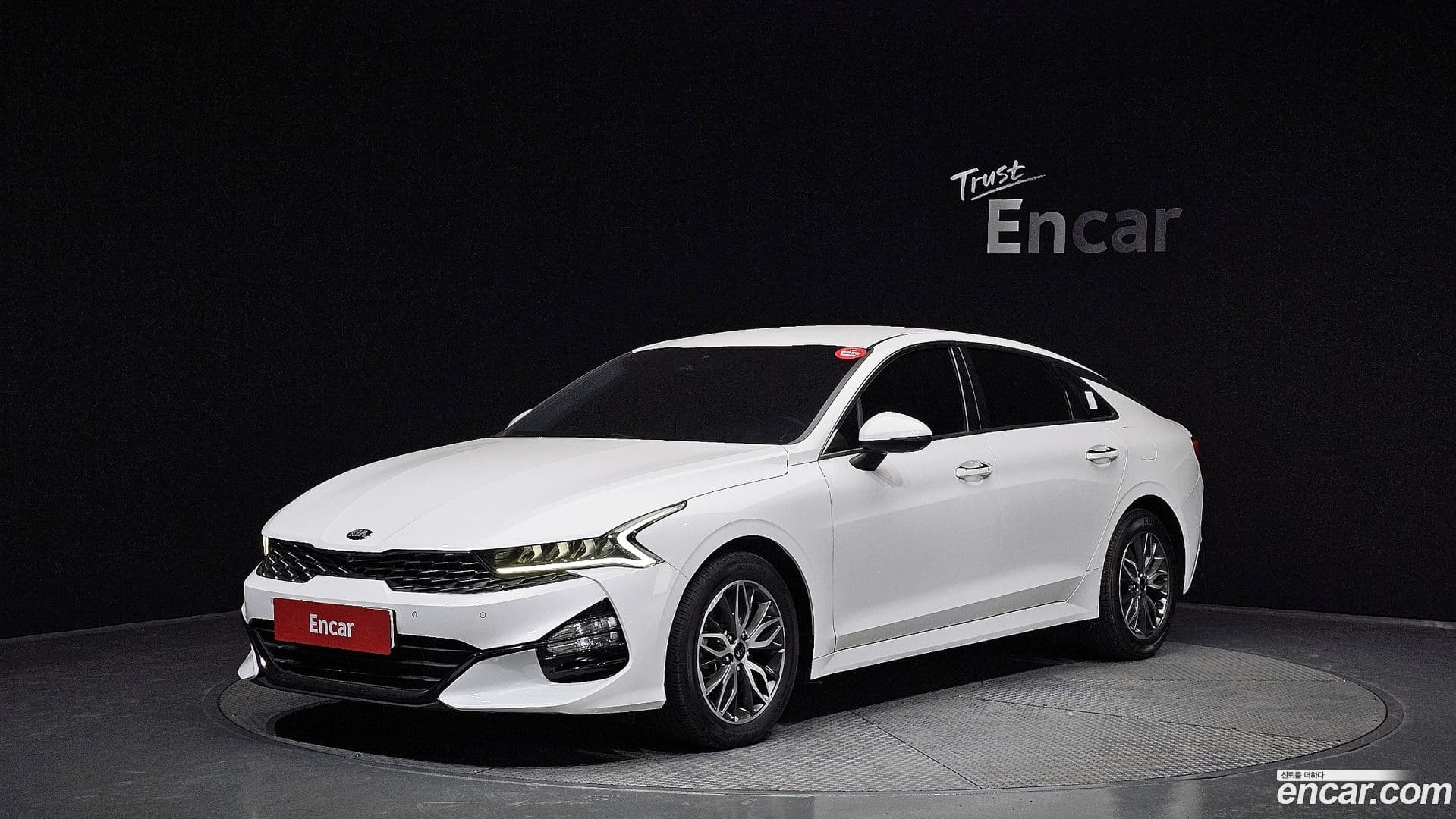 Main__Slider__Photo:K5 Kia 2021.3-0