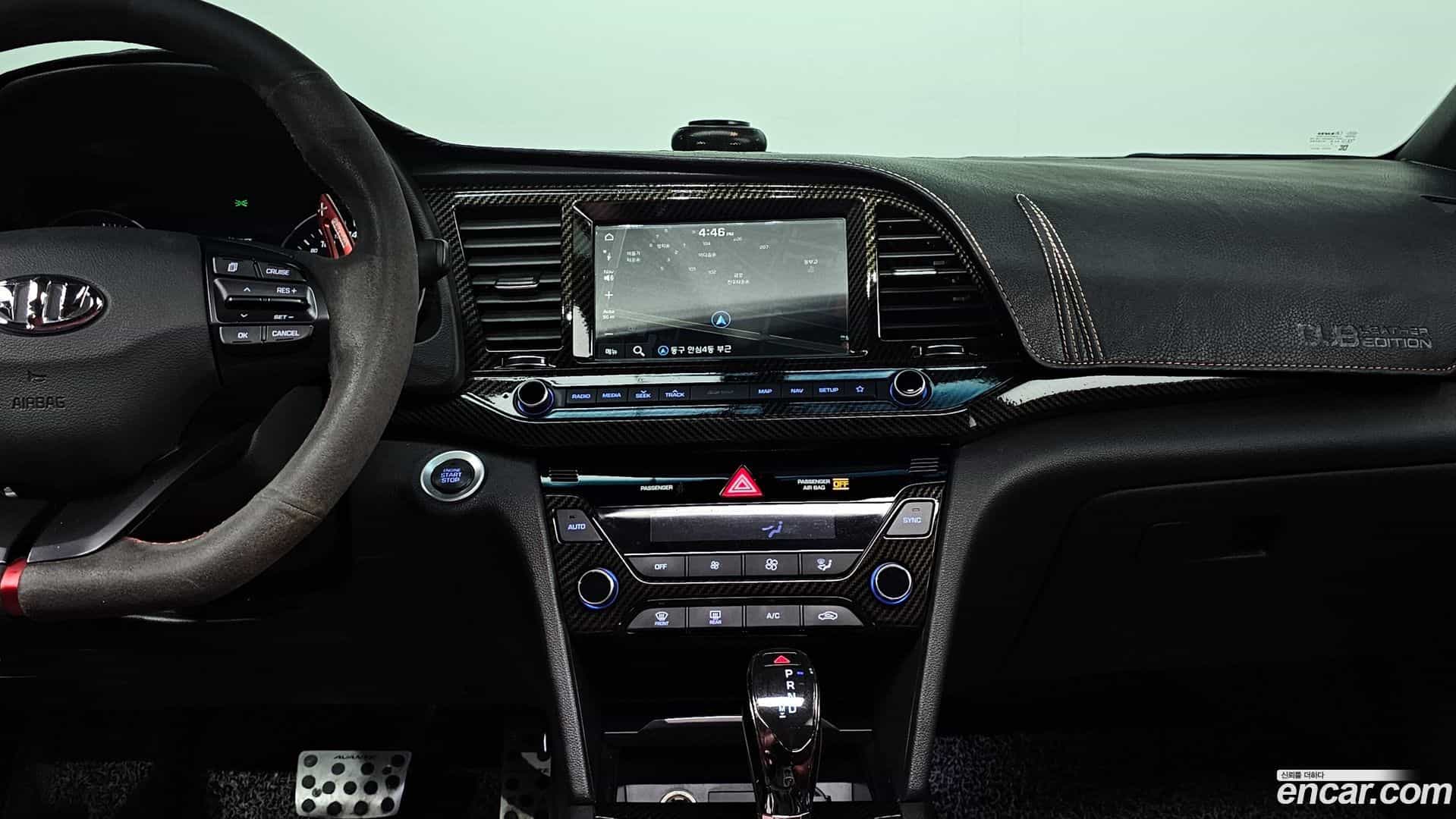 AVANTE Hyundai 2017.8-OPTION-018