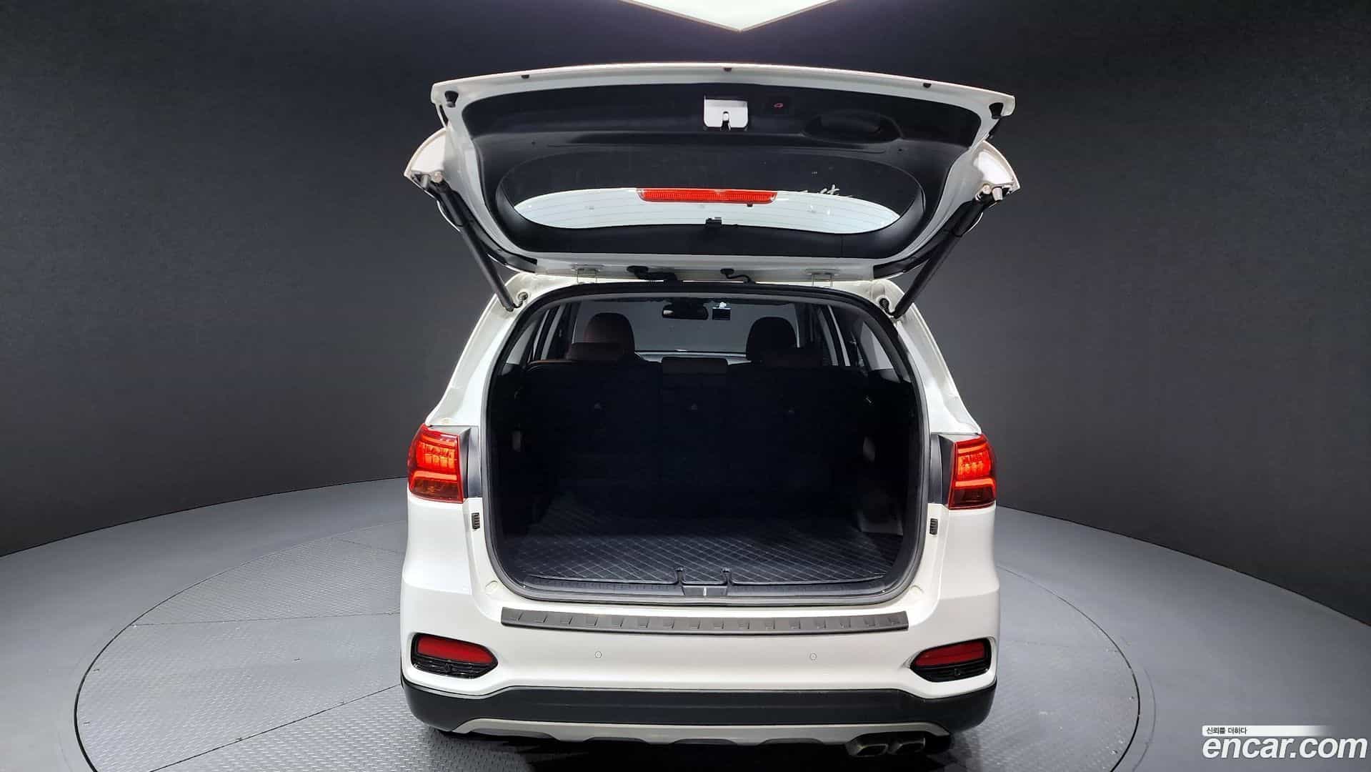 Sorento Kia 2019.8-OPTION-024