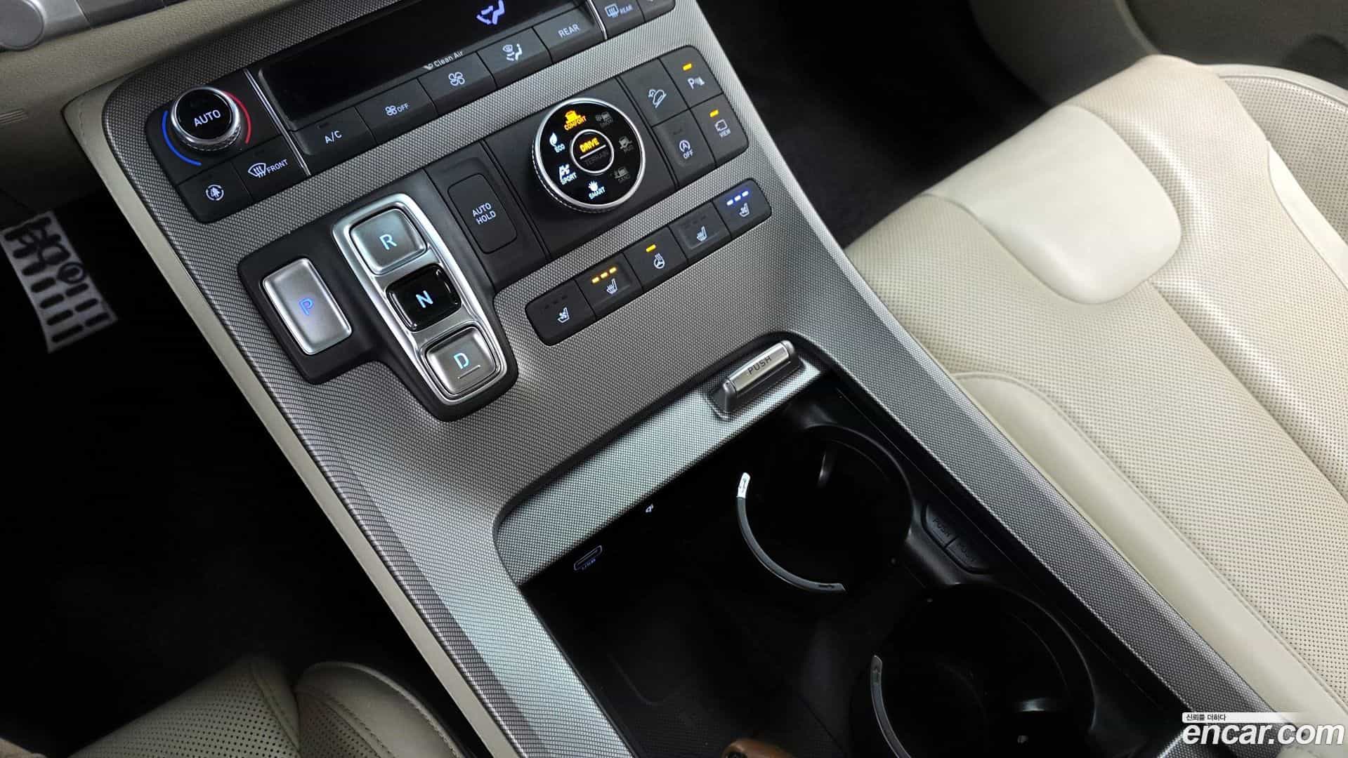 Palisade Hyundai 2021.2-INNER-009
