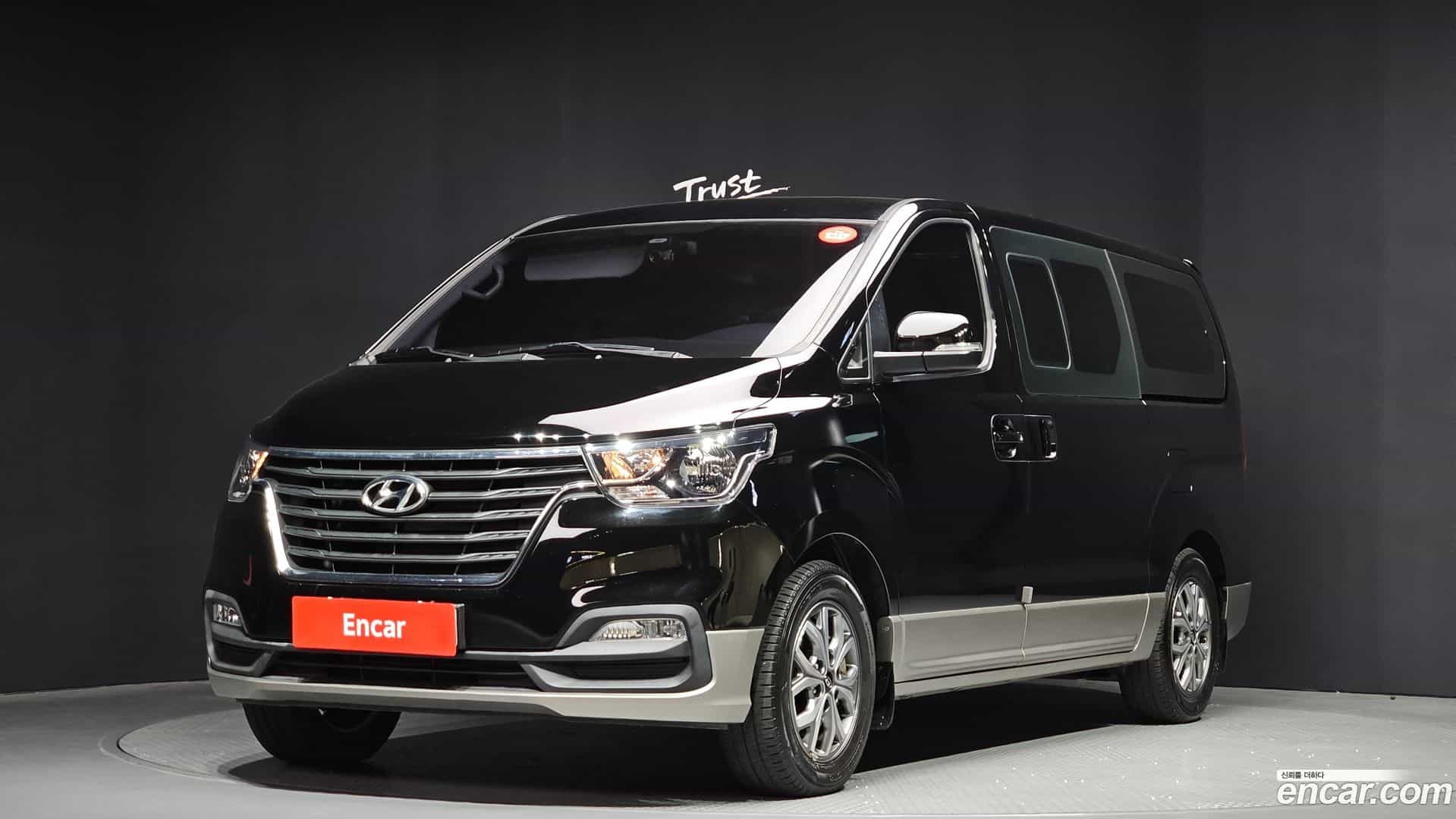 Starex Hyundai 2018.10-OUTER-001