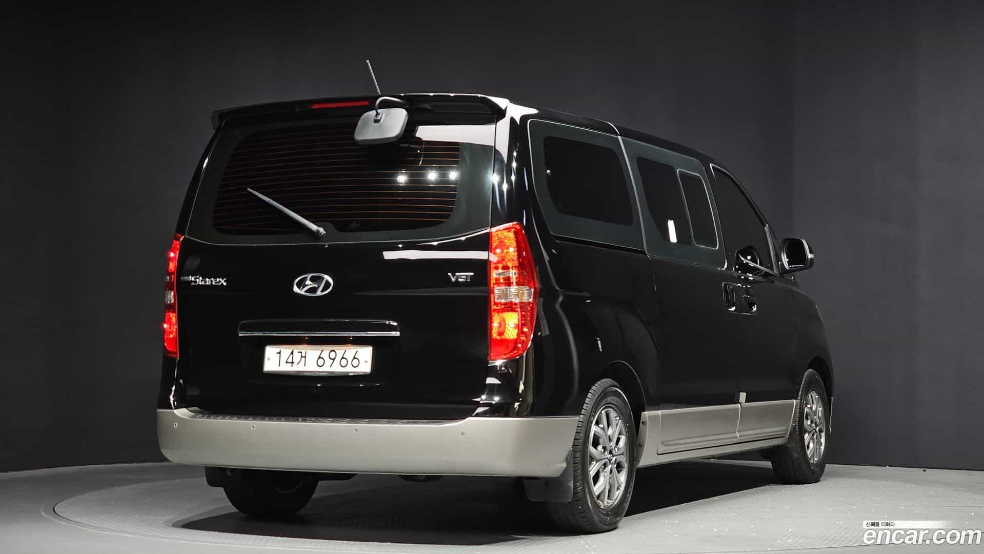 Starex Hyundai 2018.10-OUTER-002