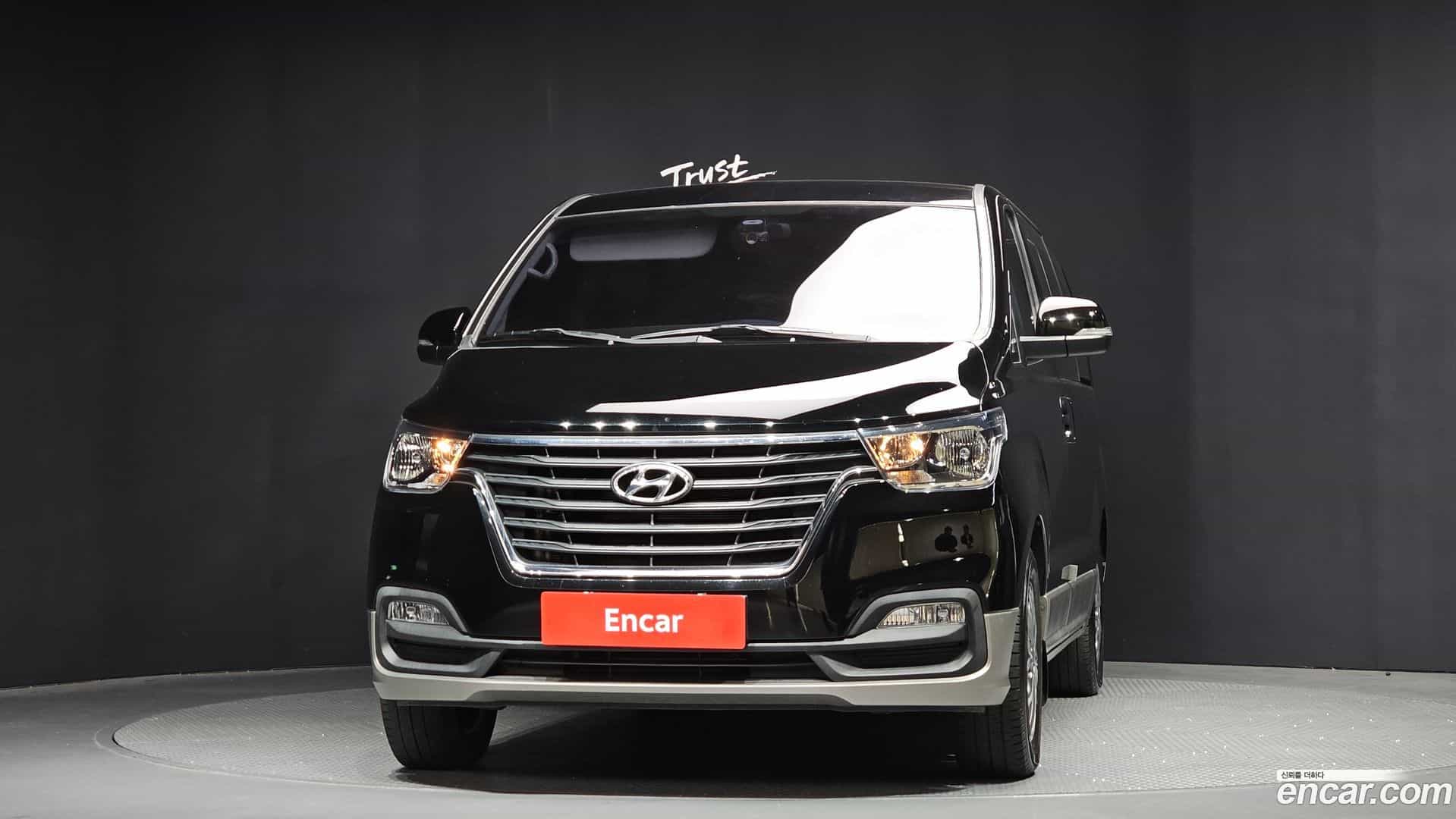 Starex Hyundai 2018.10-OUTER-003