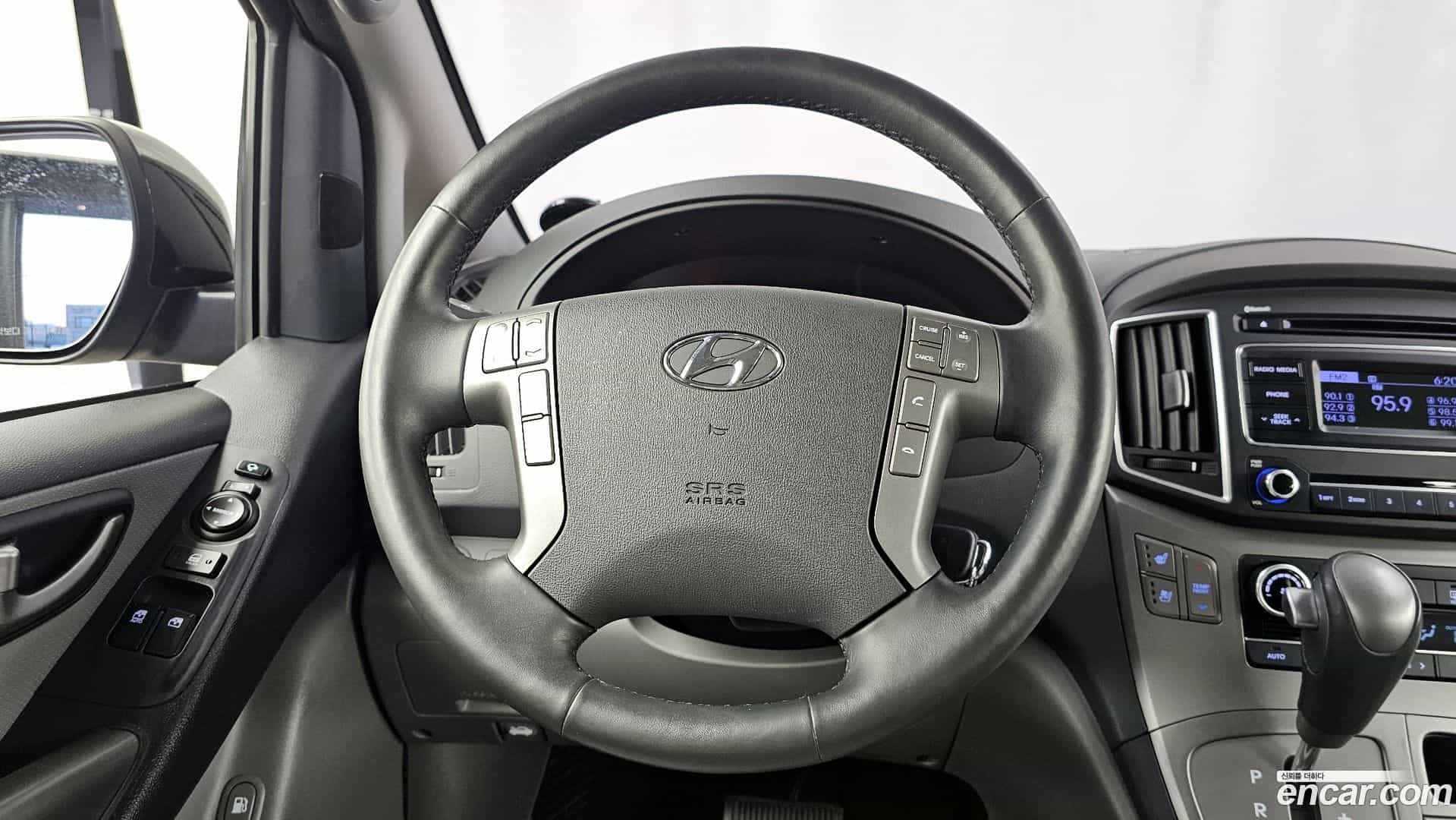 Starex Hyundai 2018.10-OPTION-017