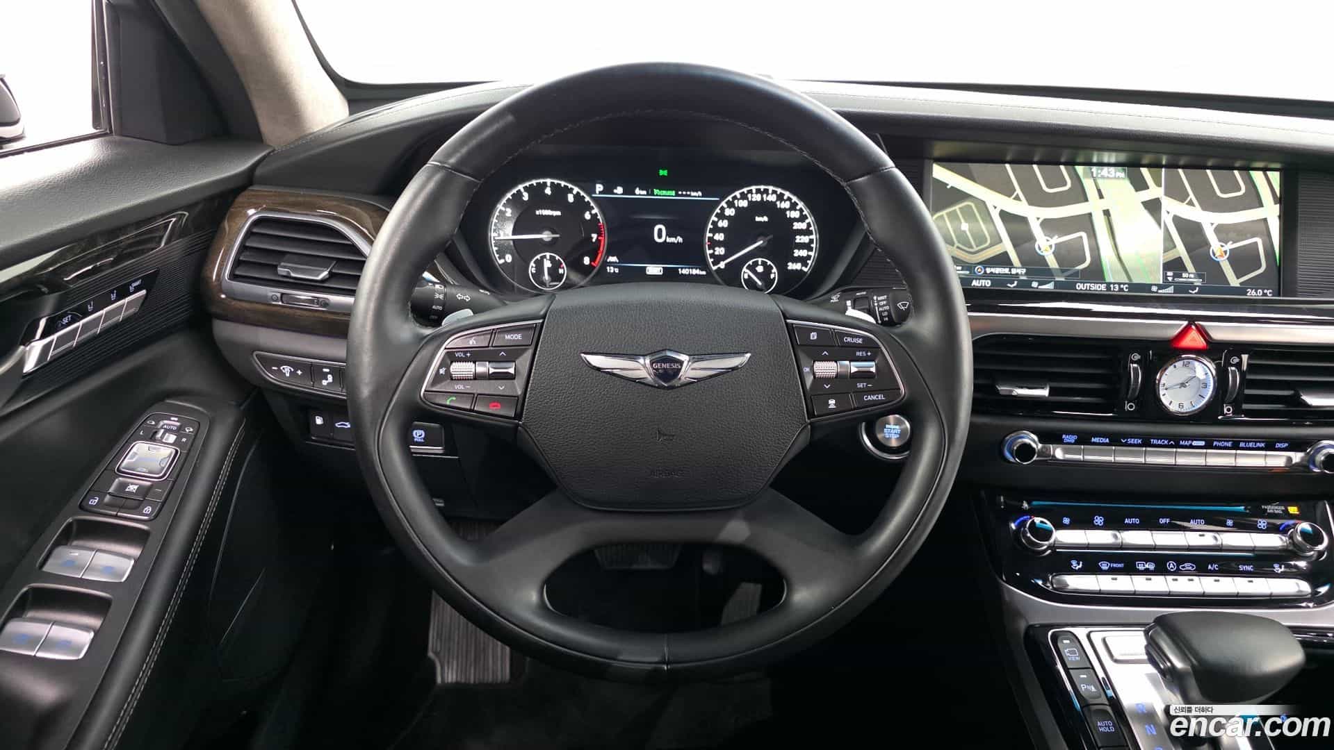 EQ900 Genesis 2016.5-OPTION-017