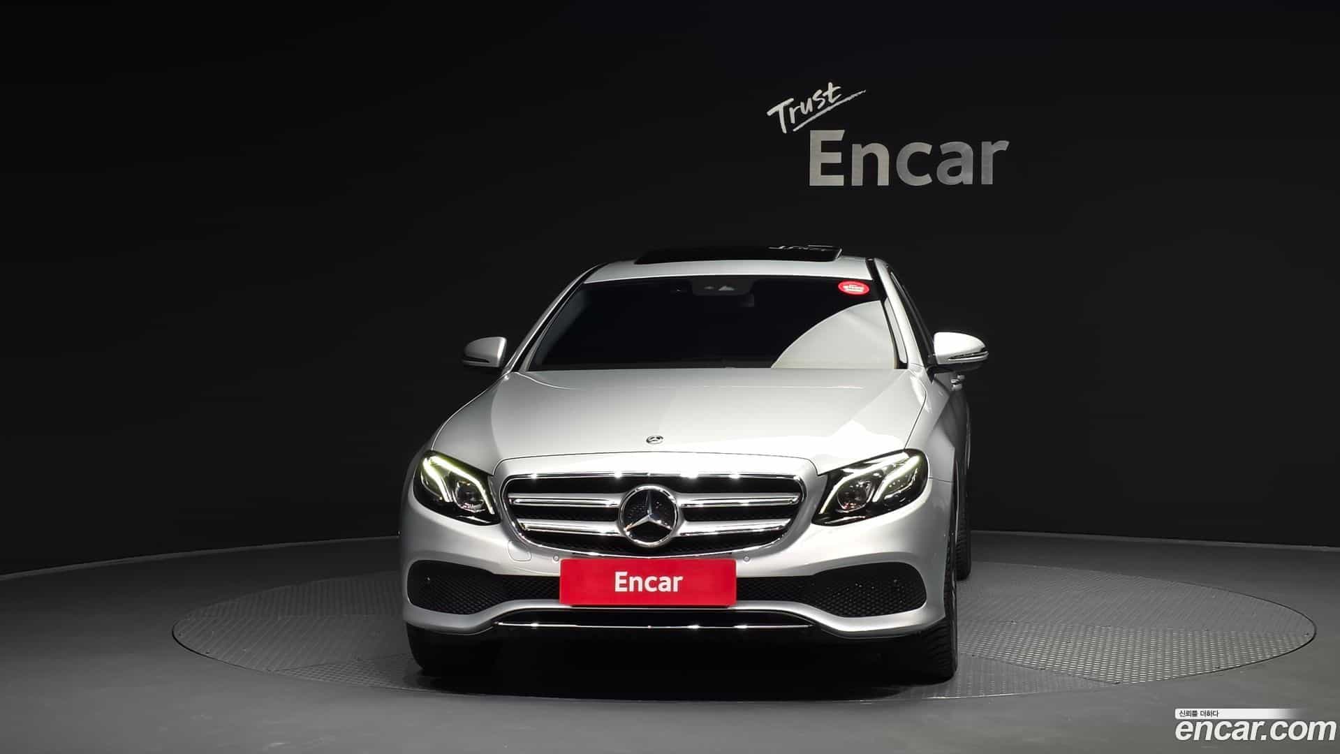 E-Class Mercedes-Benz 2020.9-OUTER-003