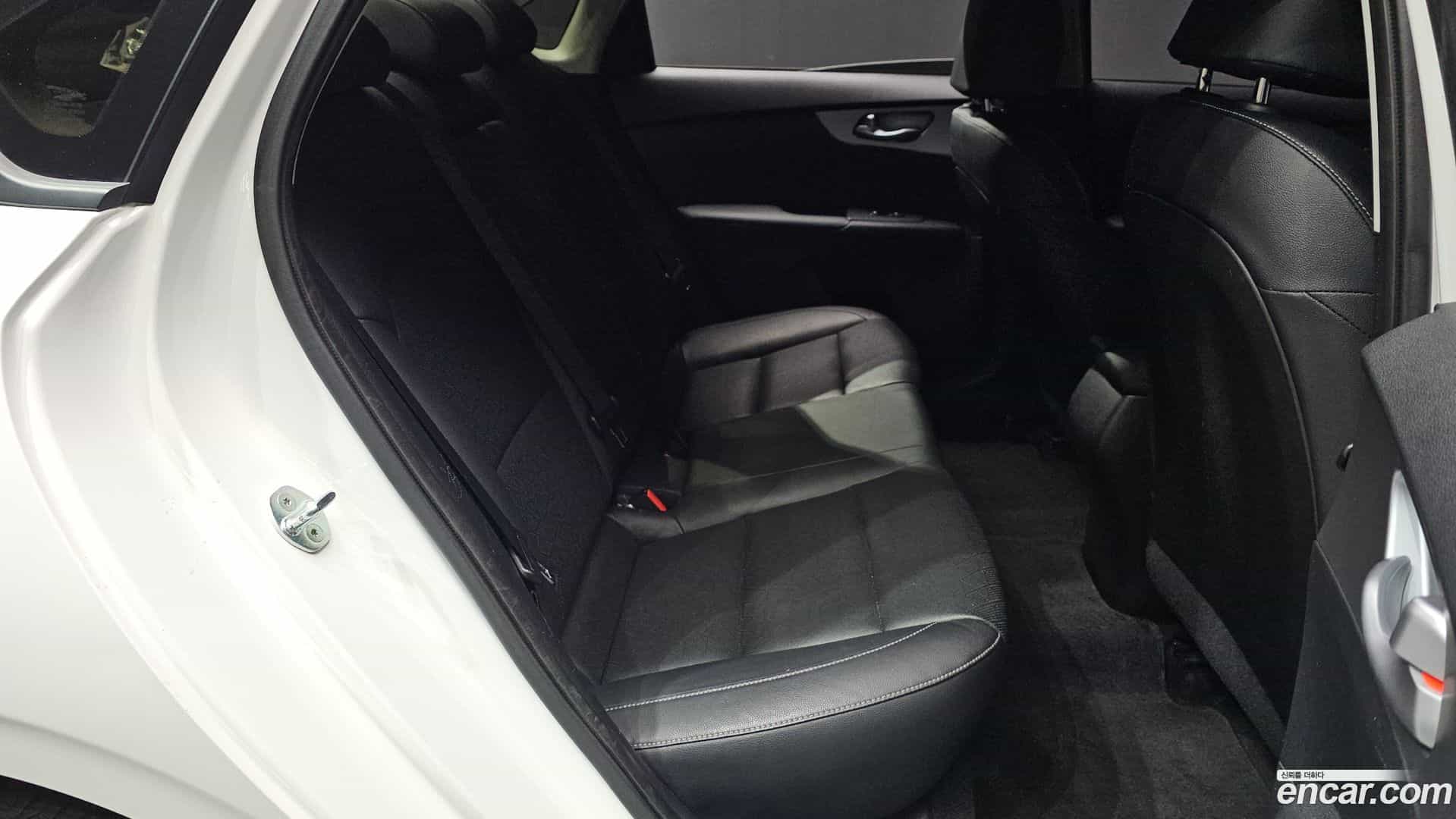 K3 Kia 2022.0-OPTION-016