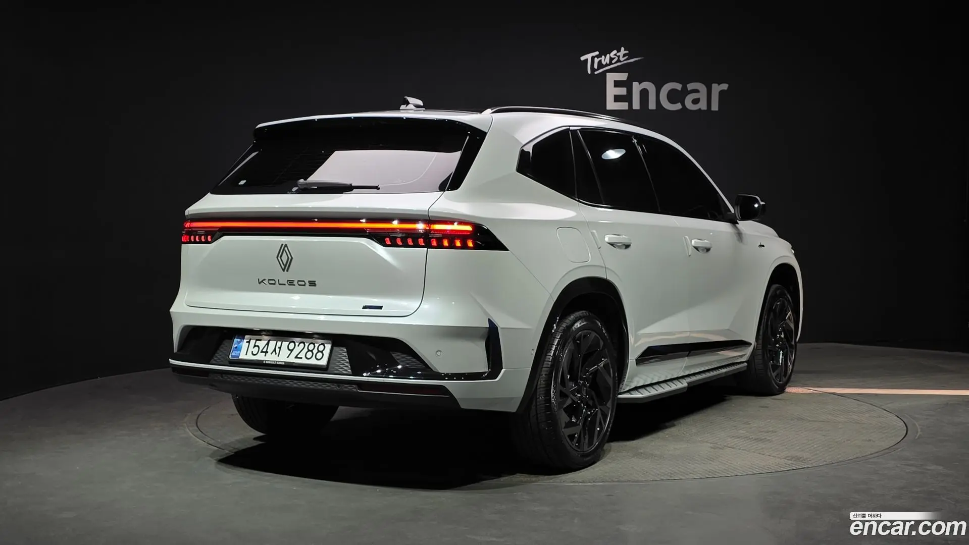 Main__Slider__Photo:Grand Koleos Renault Korea 2024.9-1