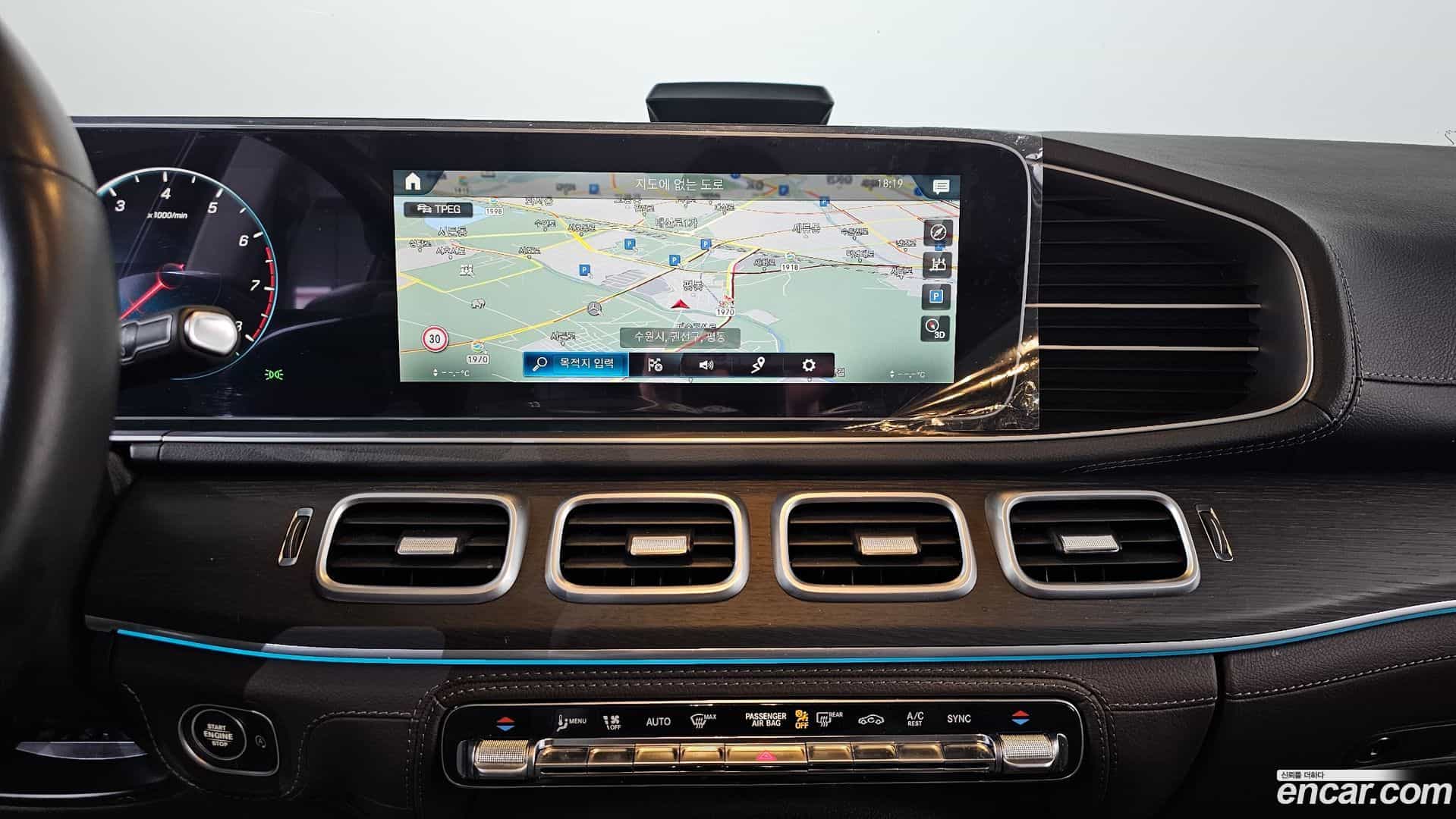 GLE-Class Mercedes-Benz 2022.8-OPTION-018
