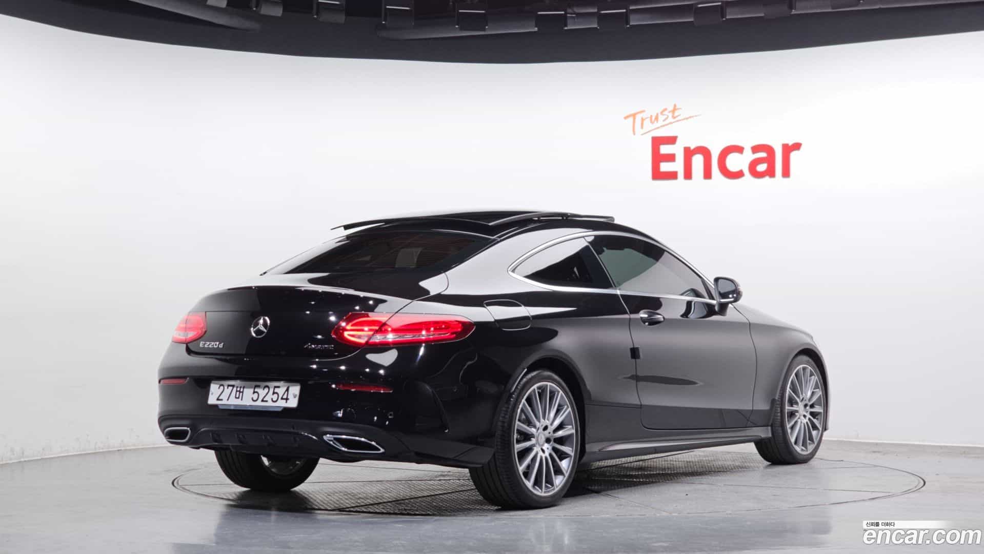 C-Class Mercedes-Benz 2017.5-OUTER-002