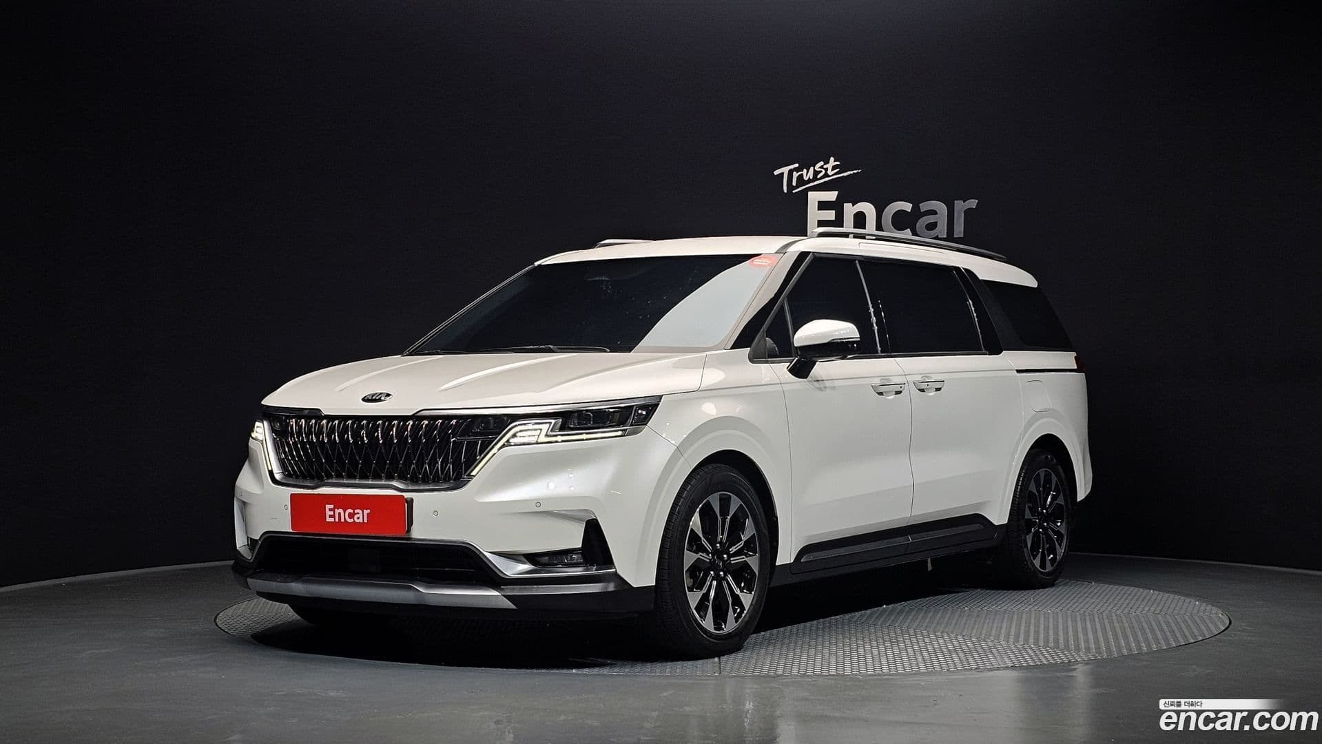 Main__Slider__Photo:Canival Kia 2021.2-0