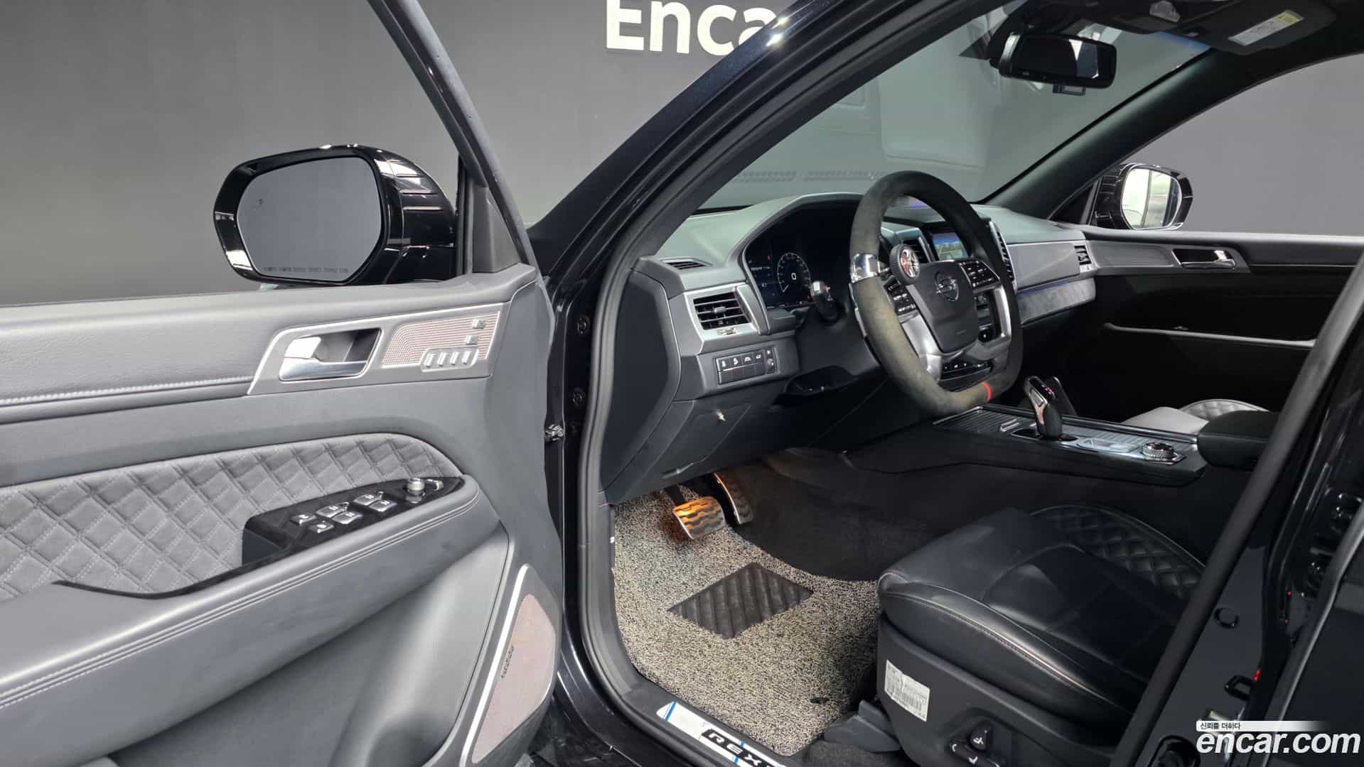 Rexton KG Mobility 2021.6-INNER-010