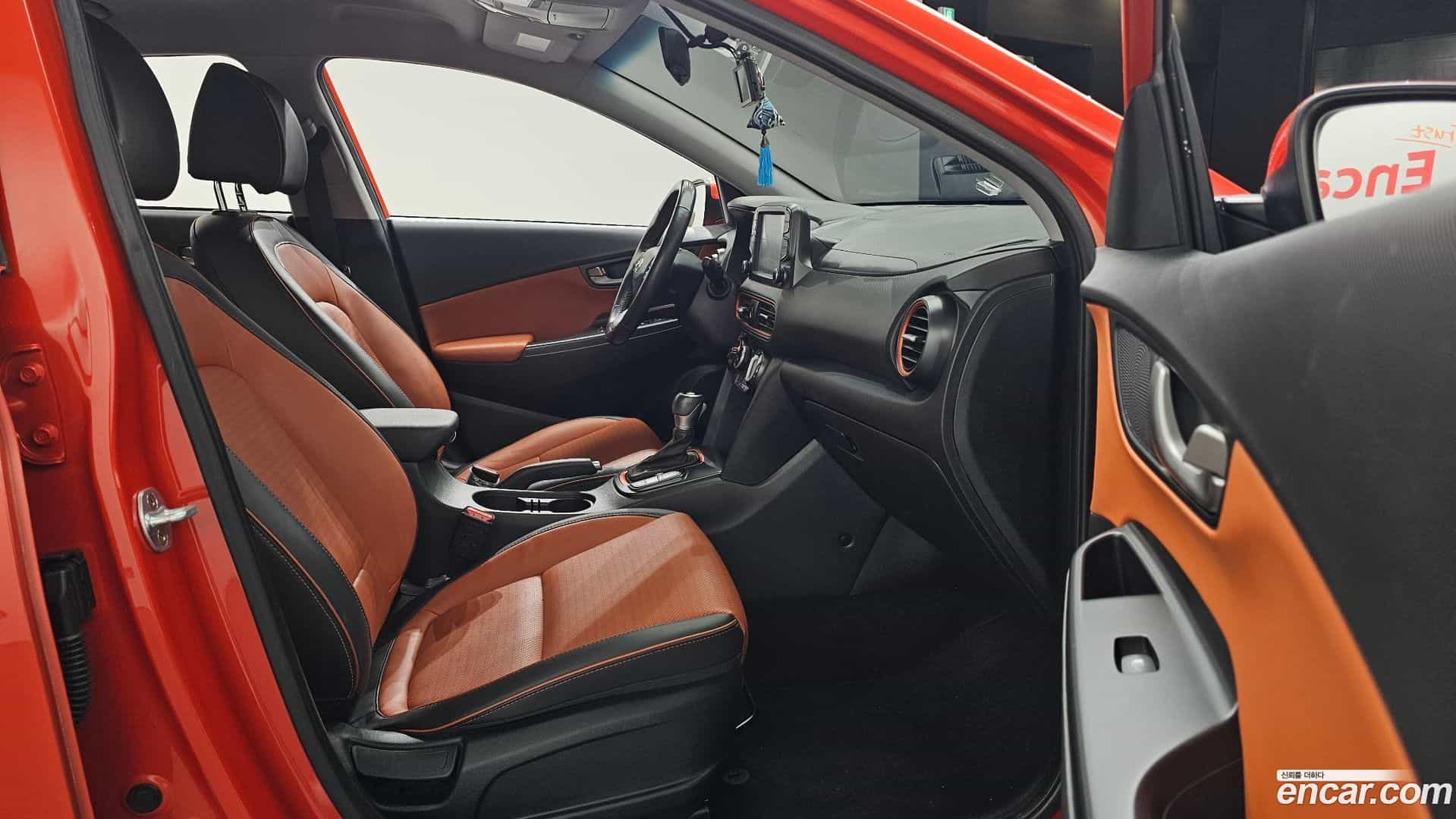 Kona Hyundai 2017.10-INNER-010