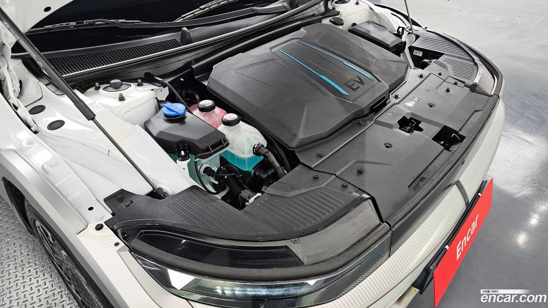 Ioniq5 Hyundai 2022.1-INNER-006