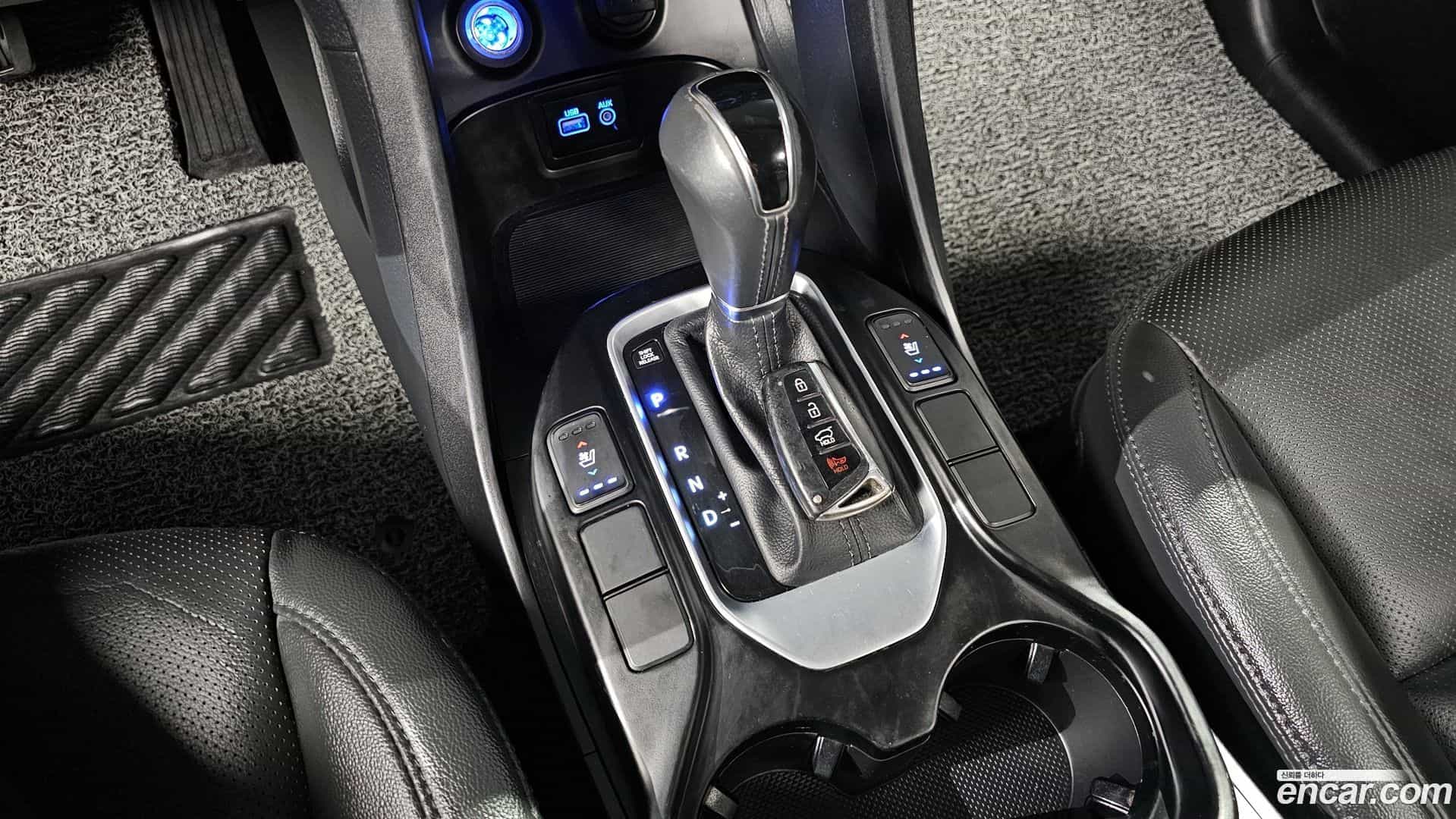 Santafe Hyundai 2016.1-INNER-009