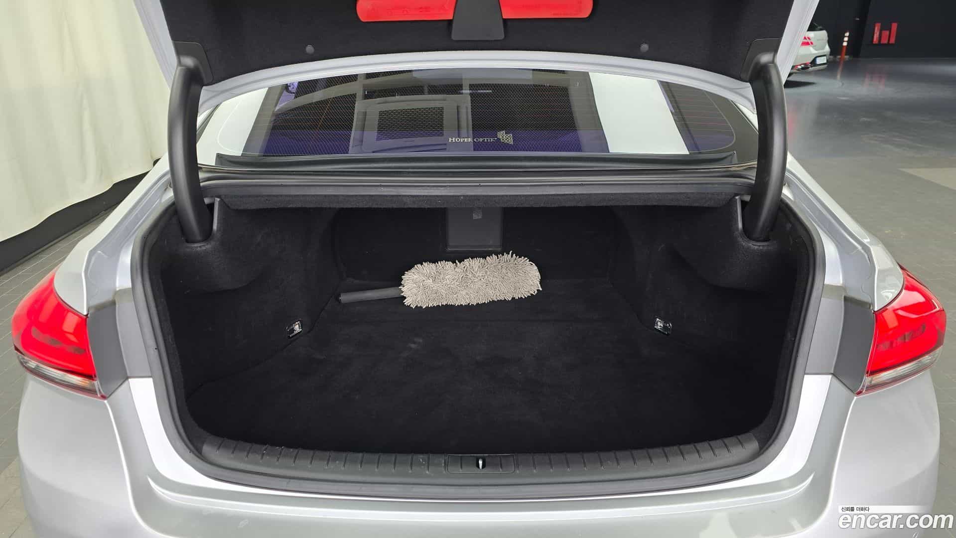Genesis Hyundai 2015.2-OPTION-024