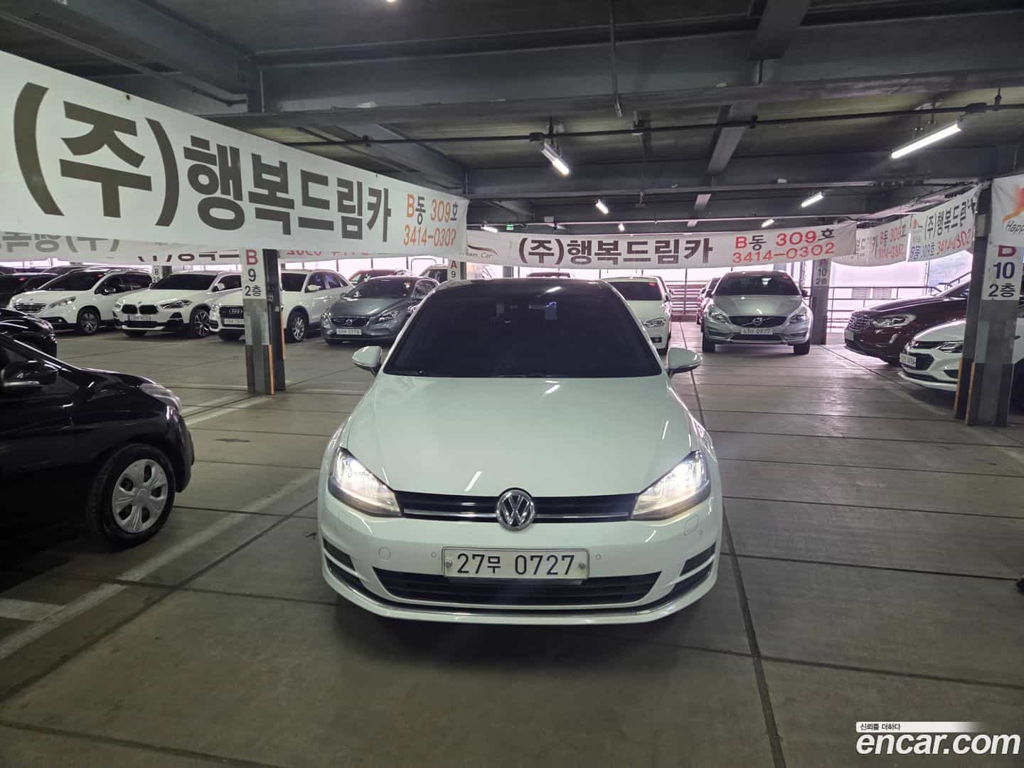 Golf Volkswagen 2015.8-OUTER-001
