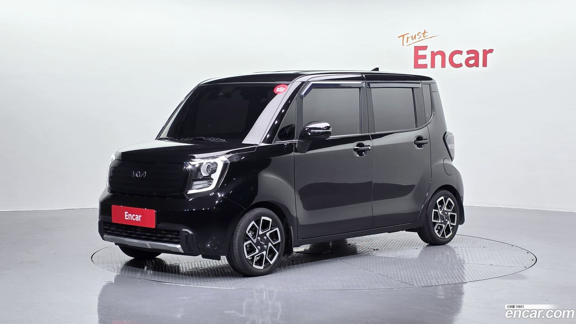 Main__Slider__Photo:RAY Kia 2024.2-0