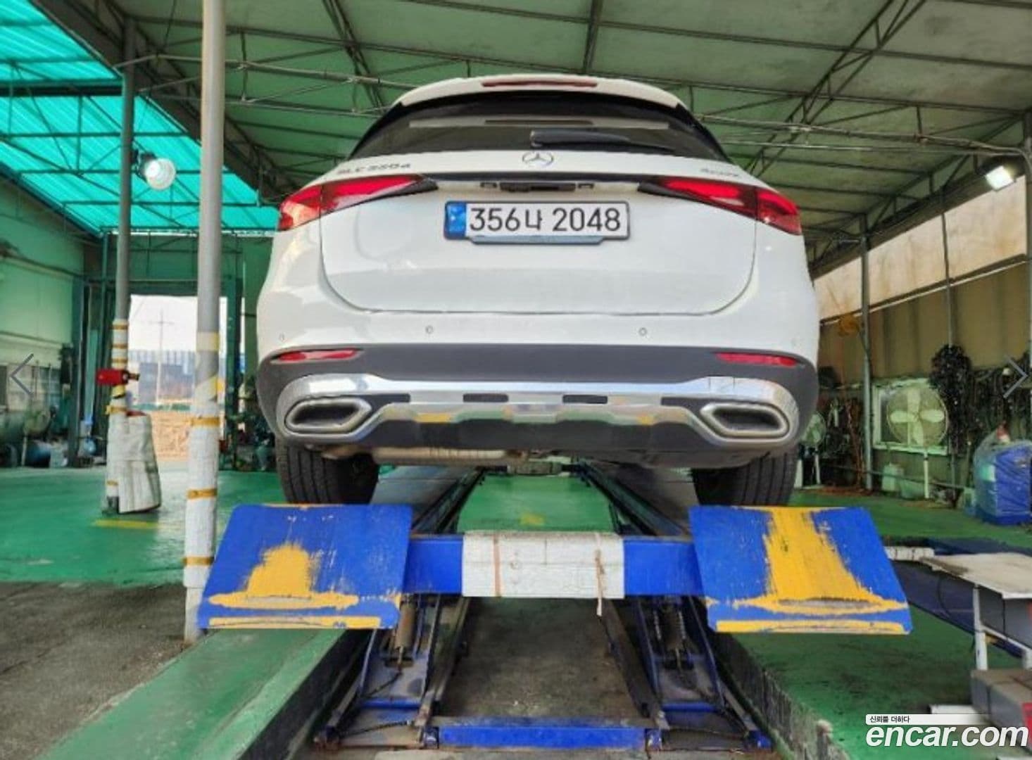 Main__Slider__Photo:GLC-Class Mercedes-Benz 2024.4-1
