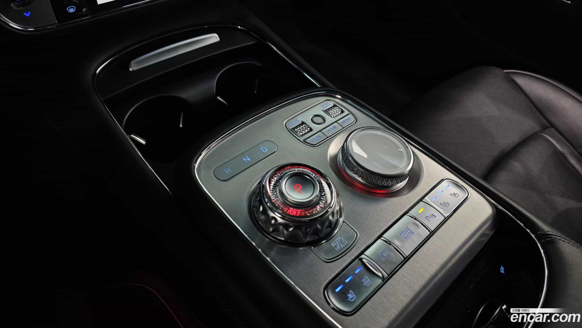 G90 Genesis 2022.3-INNER-009